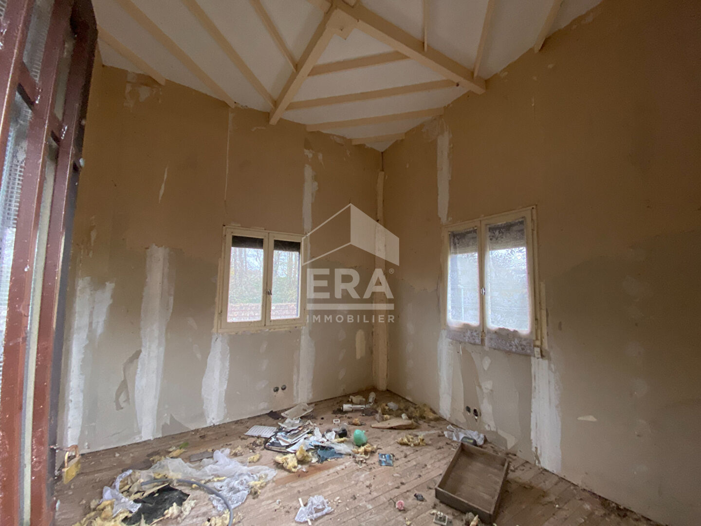 Photo SAUVAGNON : Complexe commercial et festif à 15 minutes au nord de Pau image 6/6