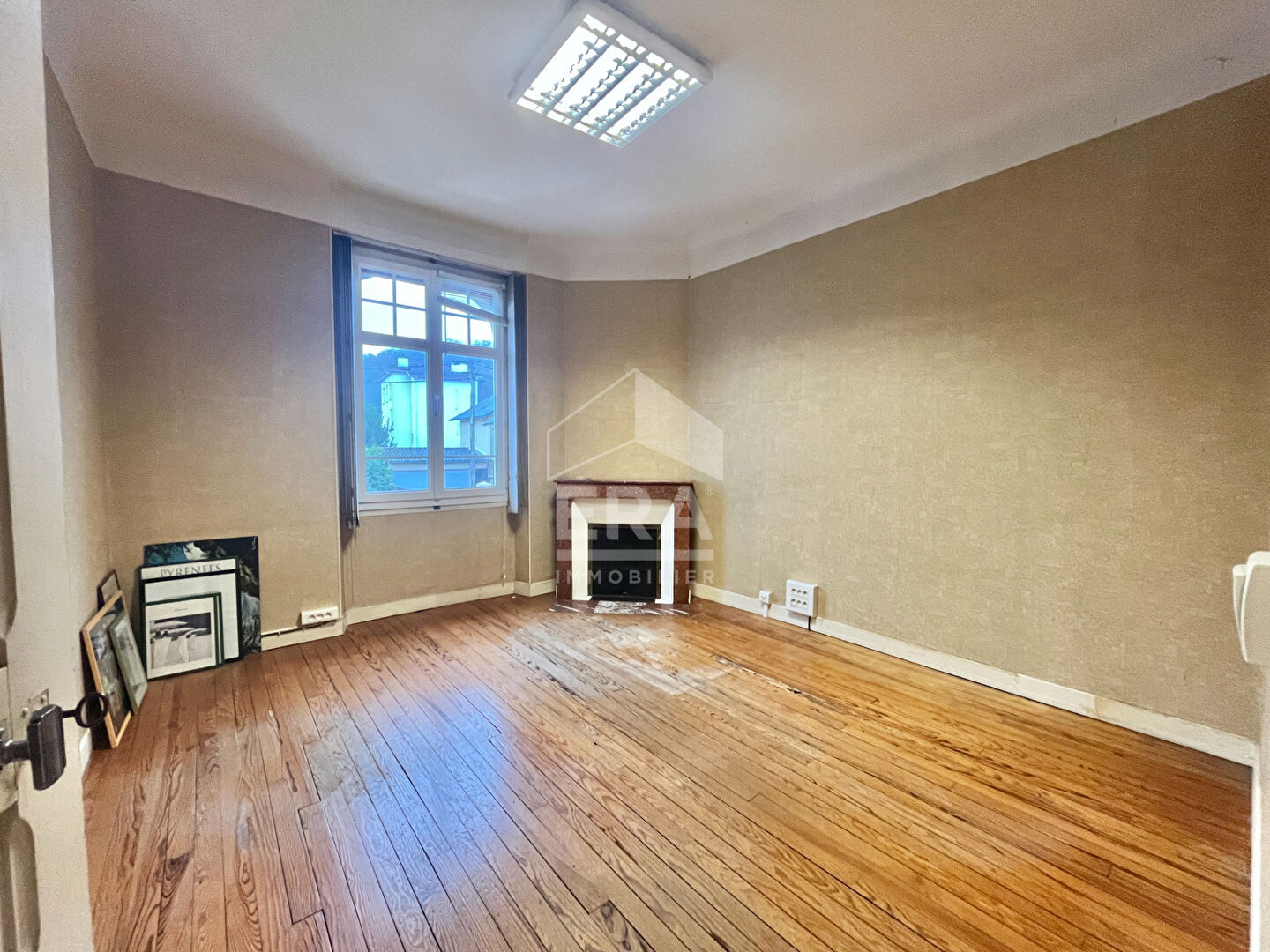 Photo Maison JURANCON 4 pièces - 120 m2 avec sous sol -  garage - petit jardin + dépendance image 2/6