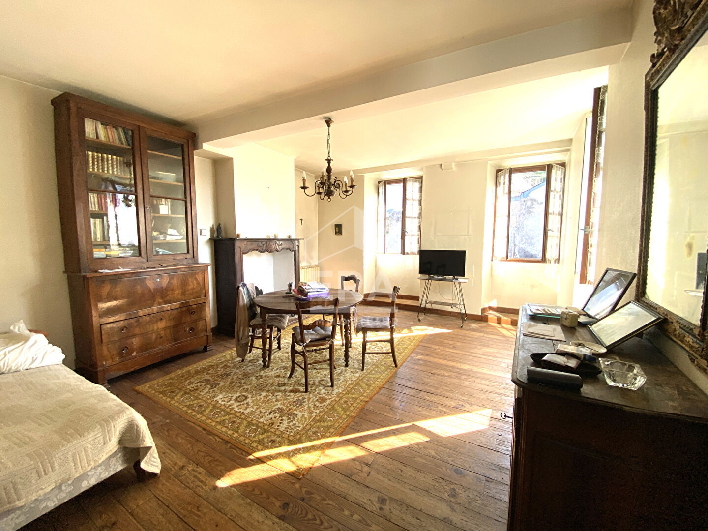 OLORON Sainte - Marie  : Charmante Maison de ville T5  de 117 m2