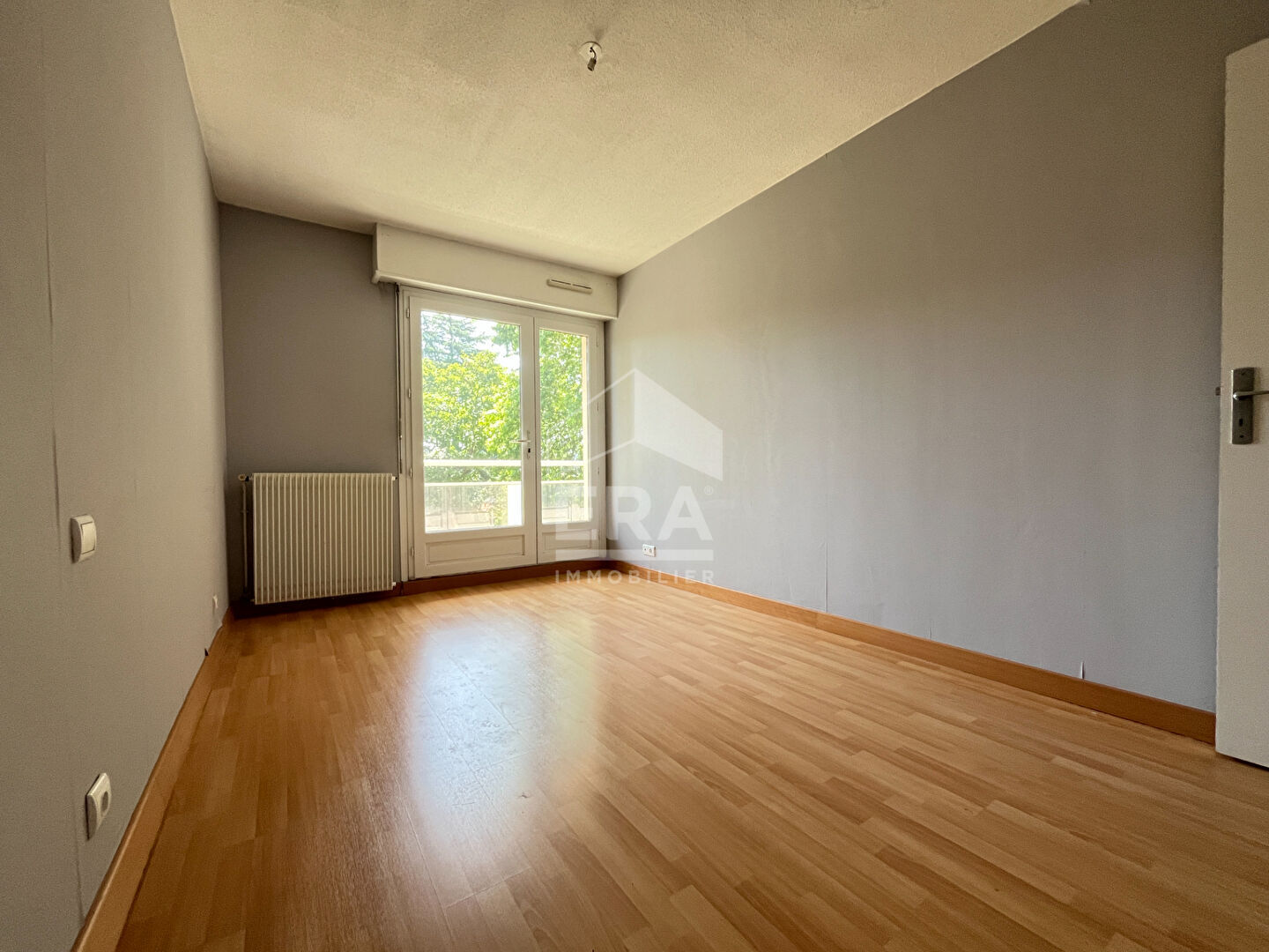 Photo PAU : Appartement 2 pièces avec parking et cave image 3/6