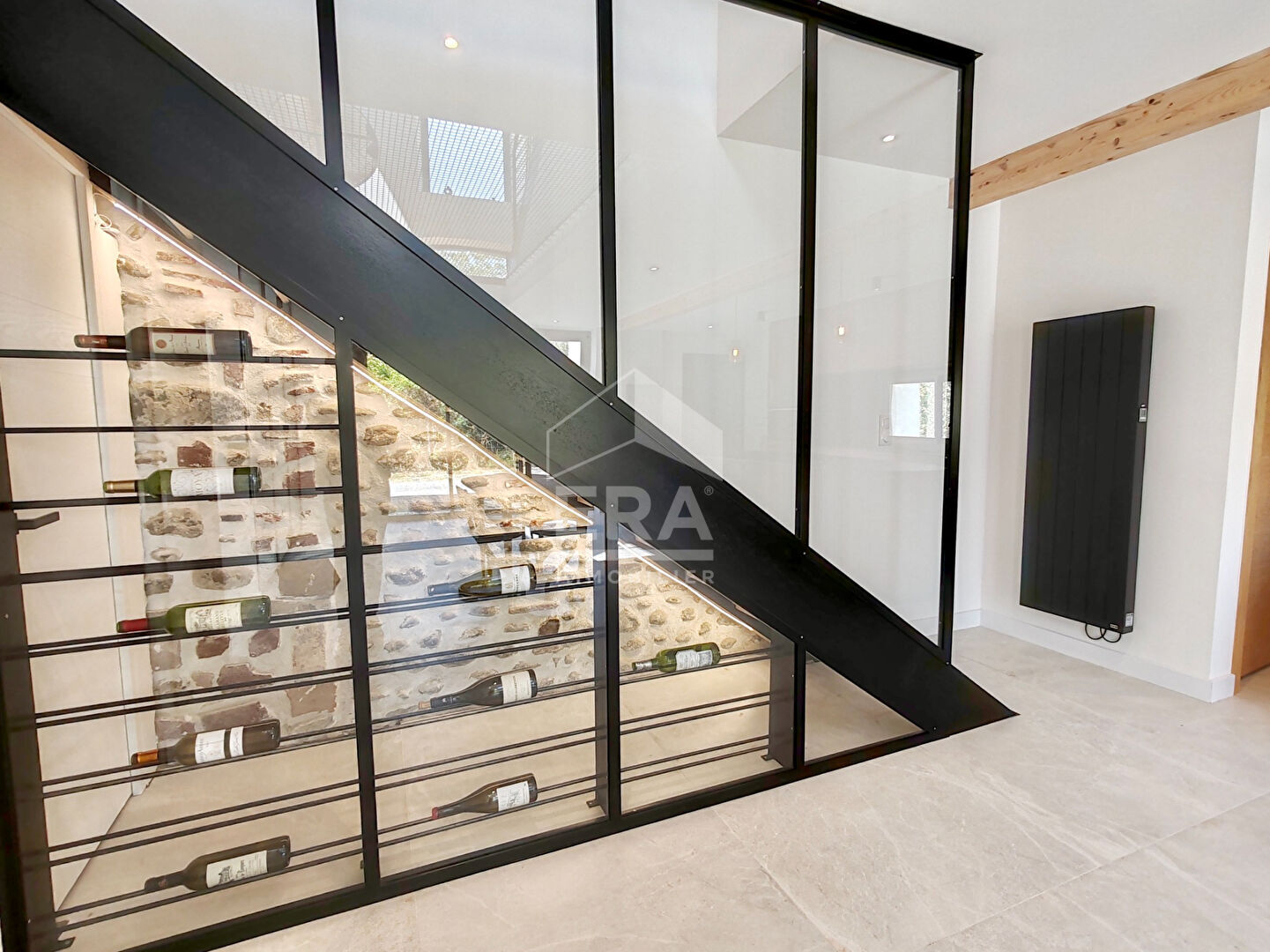 Photo A vendre : magnifique Loft dans une ancienne grange rénovée à Bizanos de 140m² image 3/6