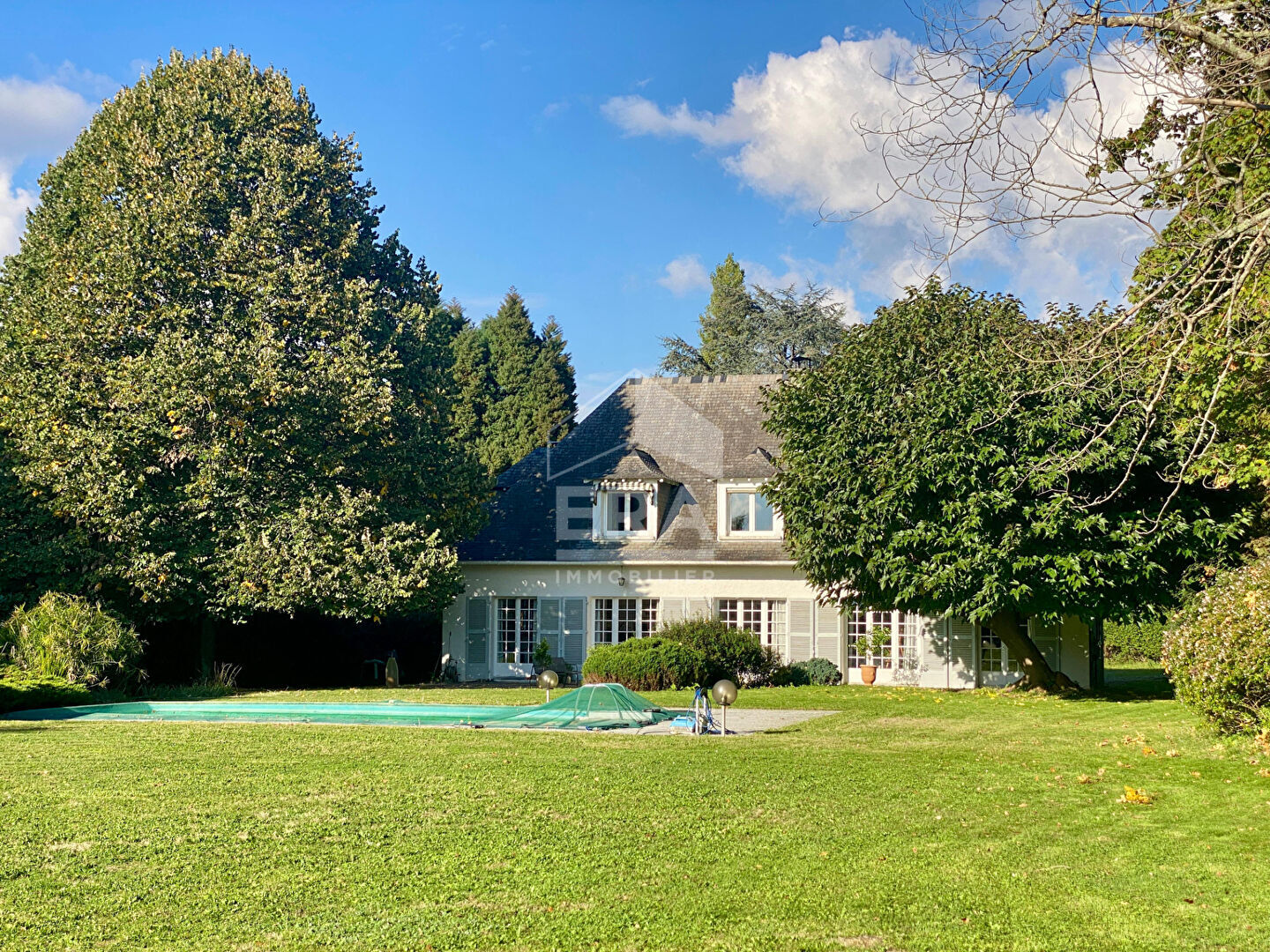 Grande maison familiale de 224m² sur les côteaux de Jurançon.