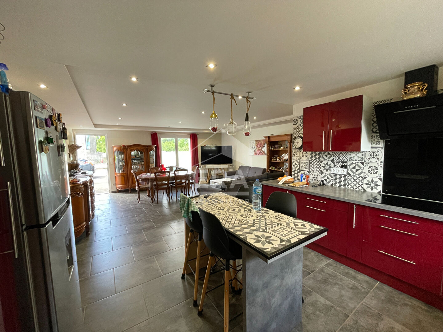 Photo Local commercial avec appartement à Nousty image 2/6