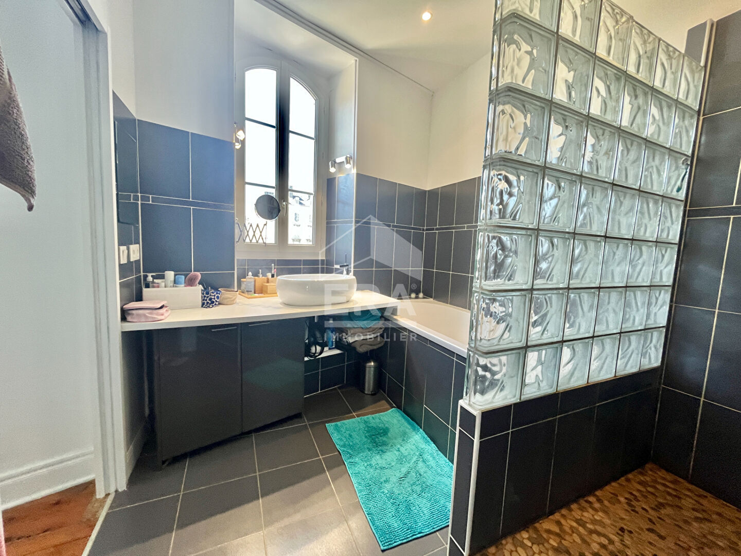 Photo Appartement Hyper- centre Pau 3 pièce(s) 101 m2 + CAVE image 6/6