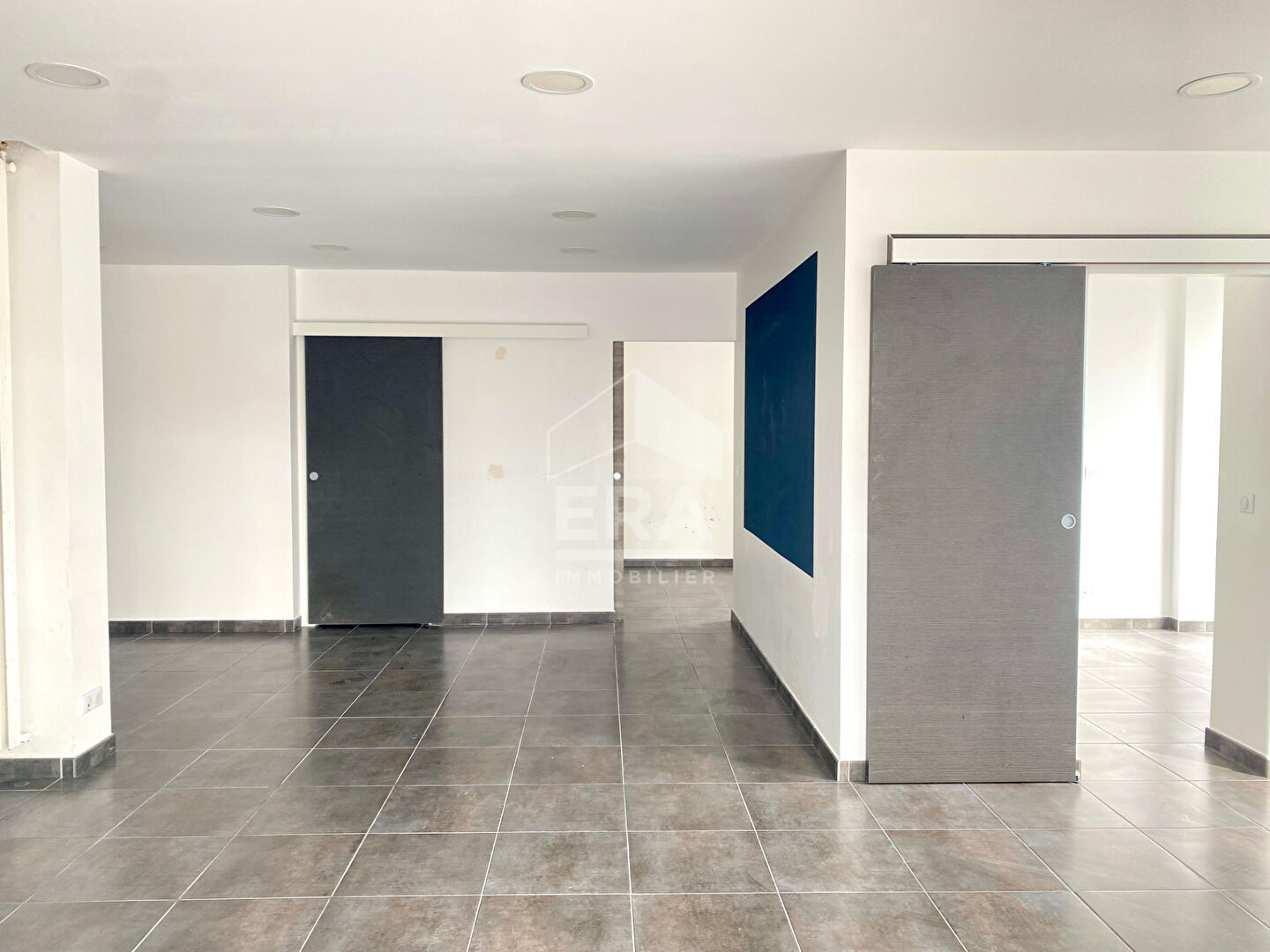 Photo Local commercial de 109,57 m² libre - À l'entrée du centre-ville de Pau image 5/6