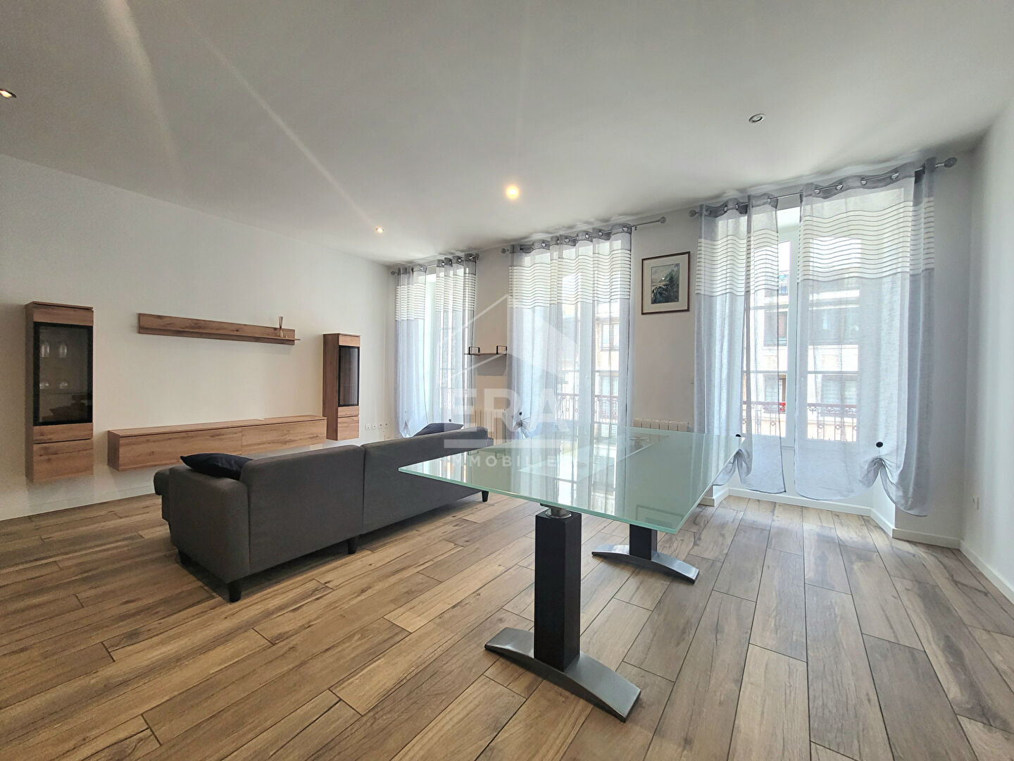LOCATION MEUBLEE - PAU - Secteur Centre Ville - Appartement T3 de 60 m² moderne et fonctionnel