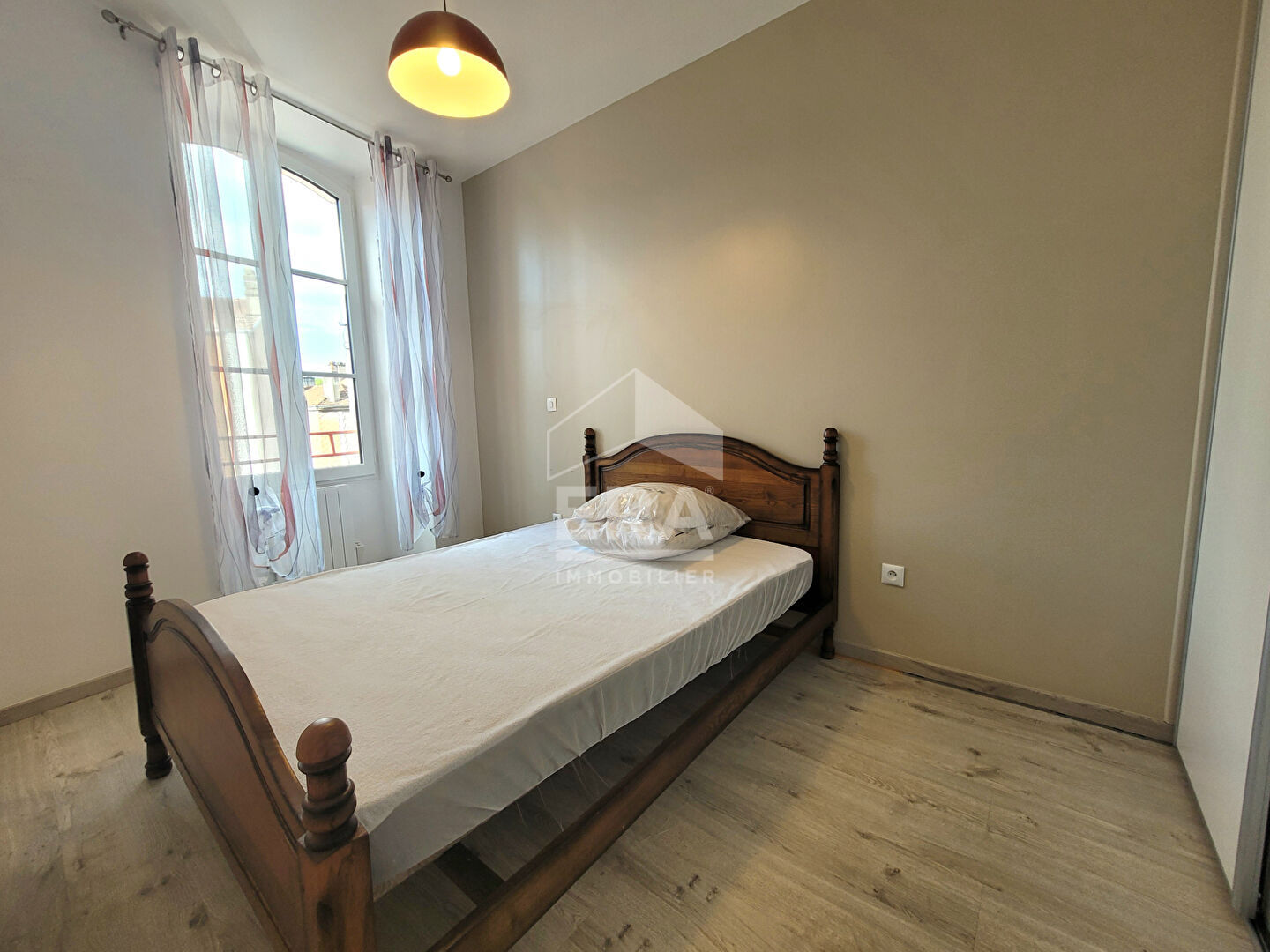 Photo LOCATION MEUBLEE - PAU - Secteur Centre Ville - Appartement T3 de 60 m² moderne et fonctionnel image 5/6