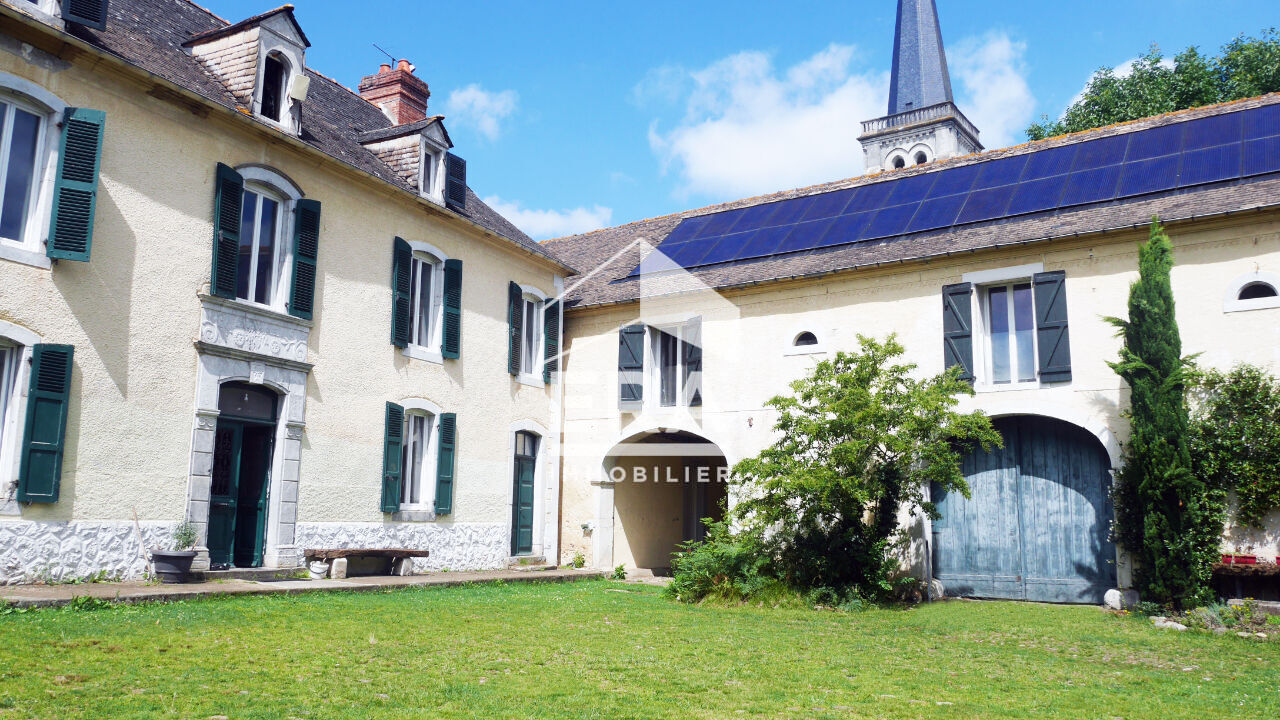 Maison Béarnaise :  PLAINE DE NAY 5 pièces 195 m2