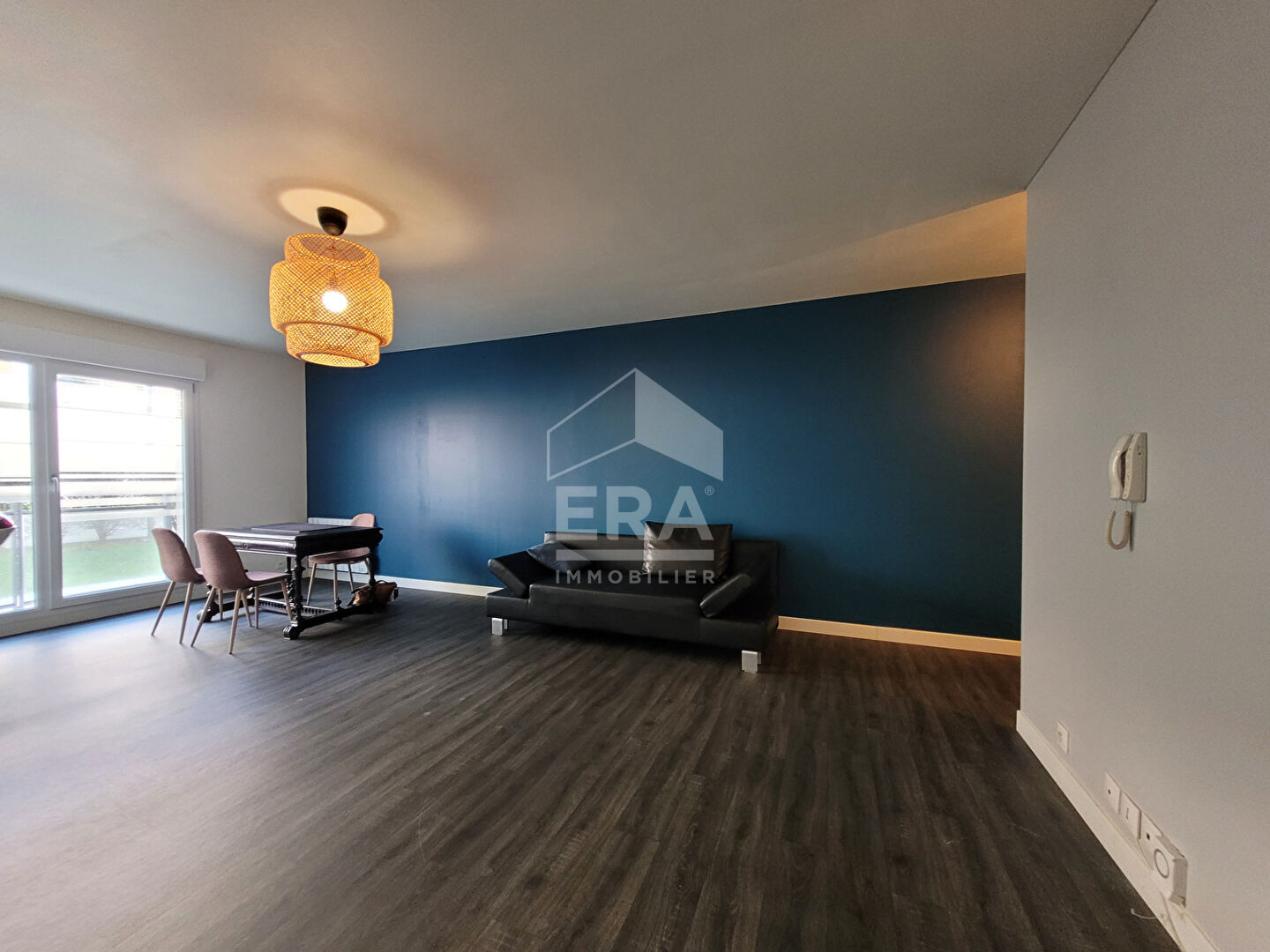 Photo Local commercial / appartement Saint Malo 49m2 à vendre image 3/4