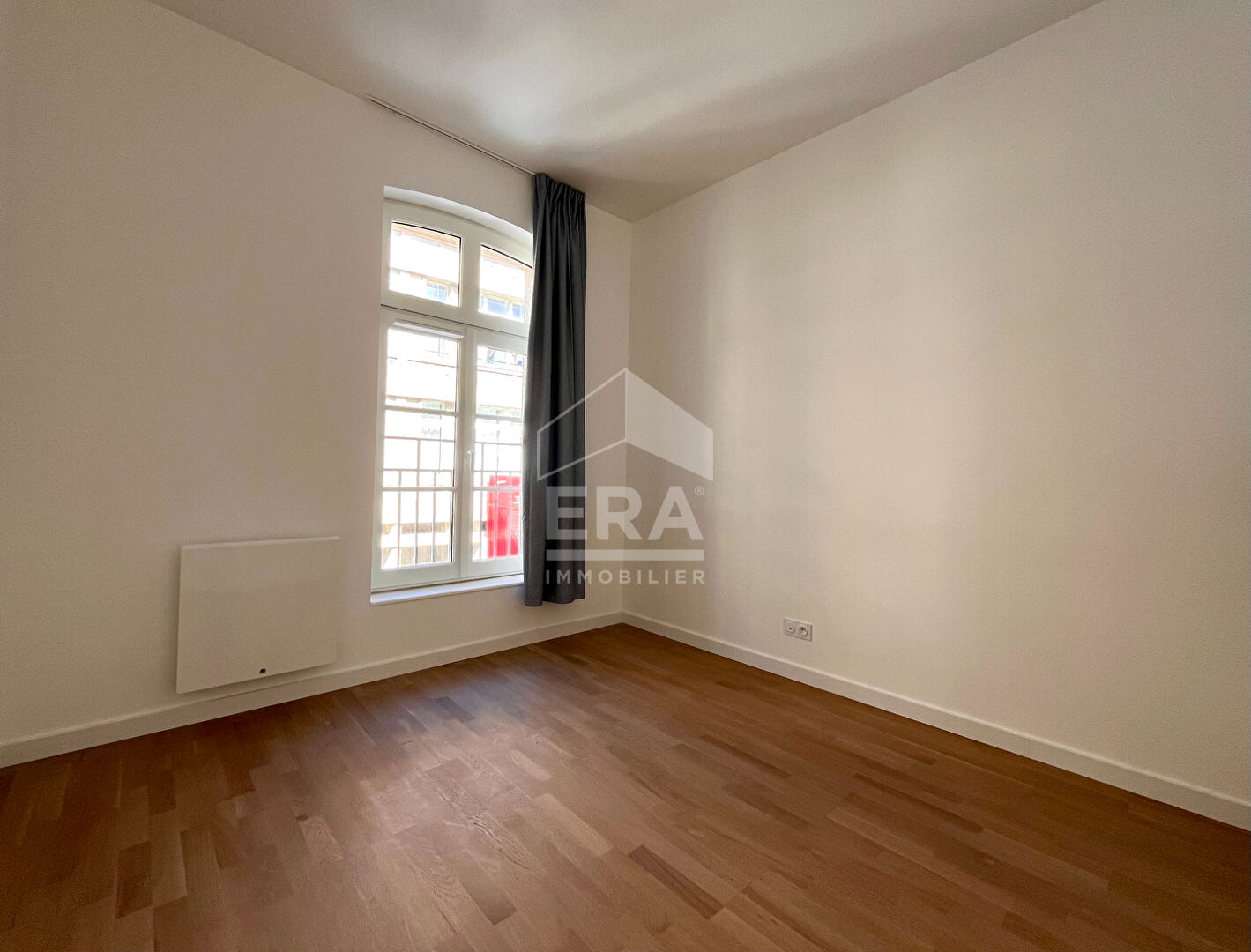 Photo Appartement Saint Malo 4 pièce(s) 80.59 m2 à louer nu image 6/6