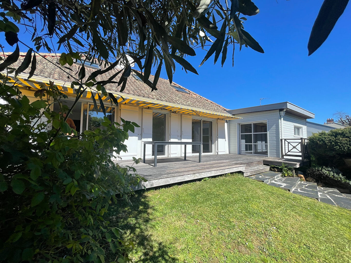 Agence immobilière de 
 ERA VERTOU - ERA VERTOU 
