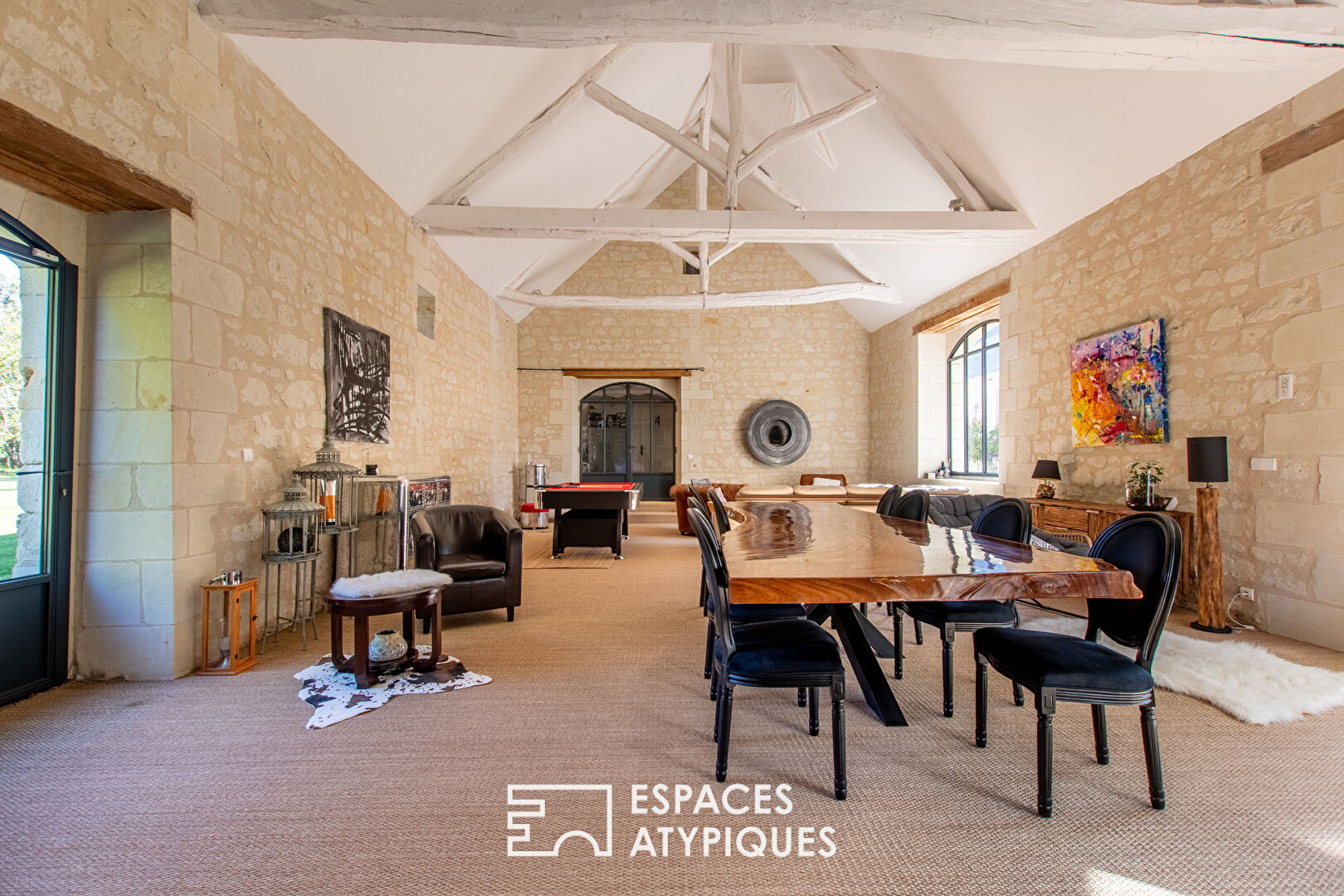 Photo Prestigieuse dépendance de château image 4/6