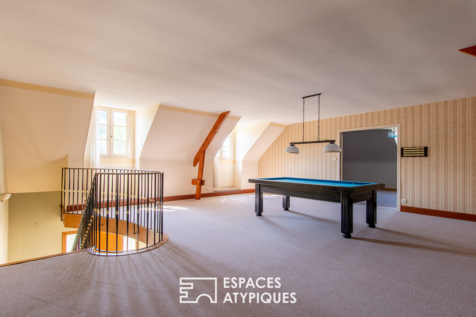 Photo Maison de ville avec vue imprenable sur la rivière image 3/6