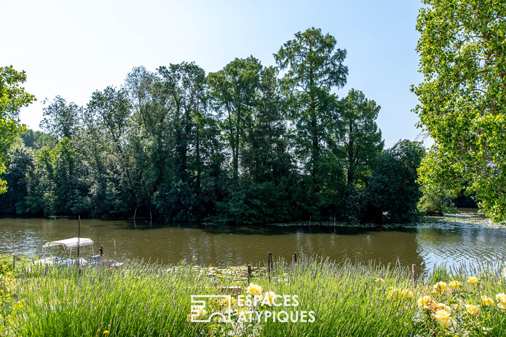 Photo Maison de ville avec vue imprenable sur la rivière image 4/6