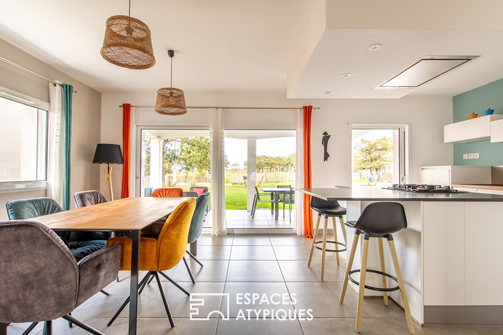 Photo Villa avec piscine et gîtes à proximité de l'Océan image 4/6