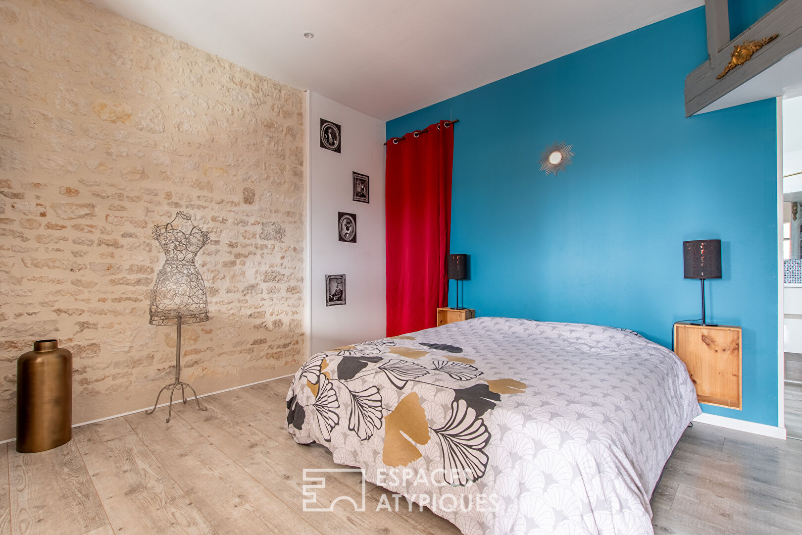 Photo Maison bourgeoise rénovée en coeur de ville avec studio image 5/6