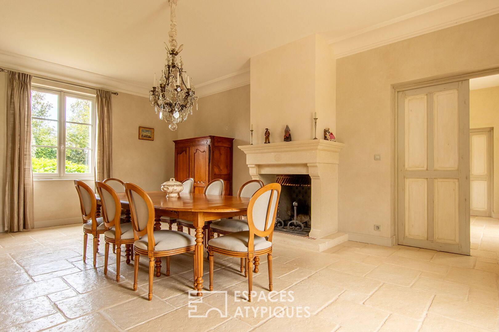 Photo Prestigieux Logis Vendéen Réinventé, entre Noblesse et Modernité image 4/6