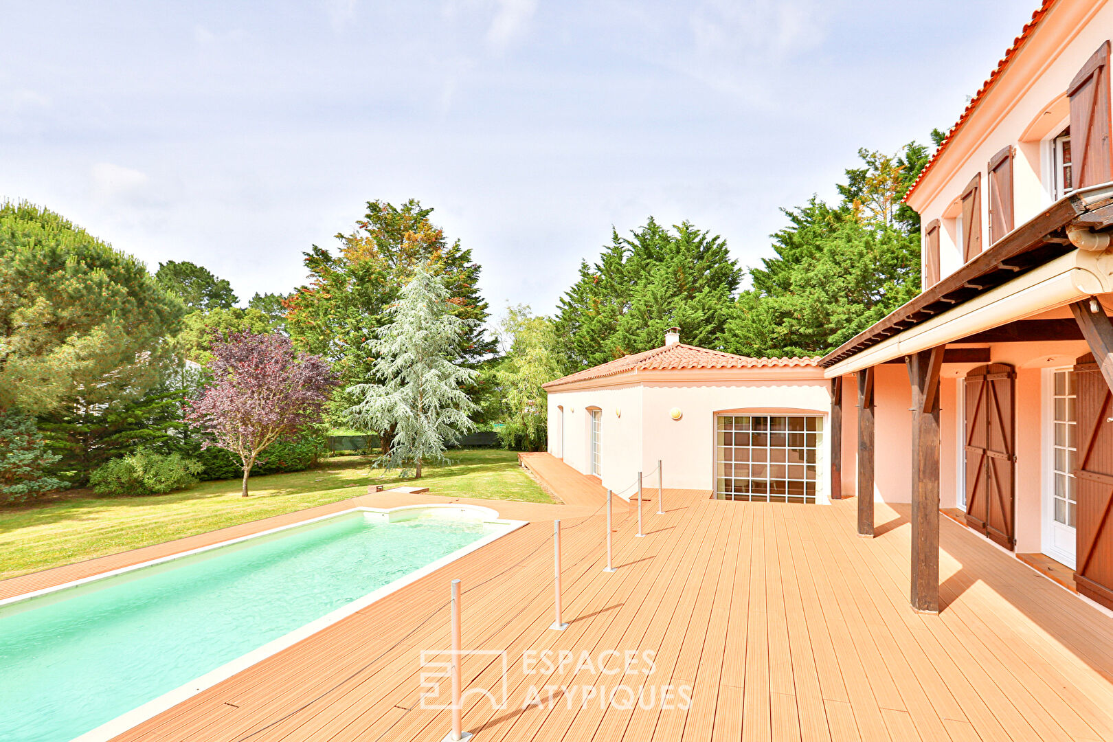 Photo Villa avec piscine image 1/6