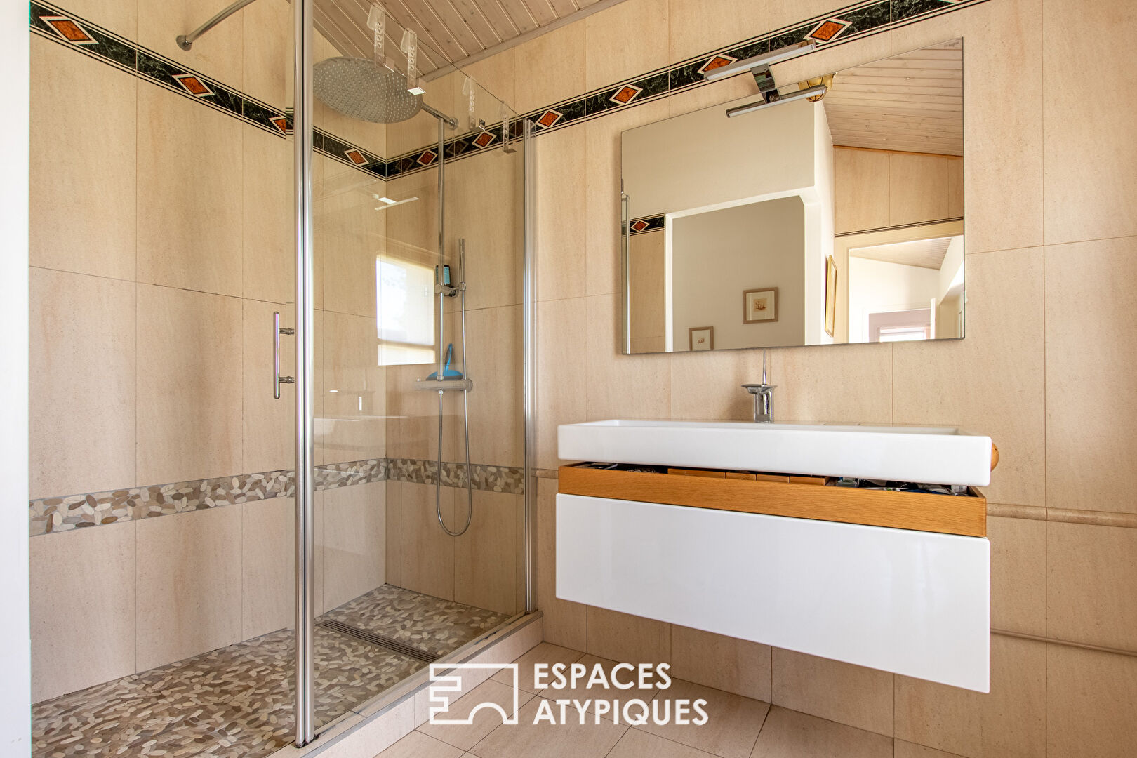 Photo Maison d'architecte à La Pironnière avec piscine image 6/6