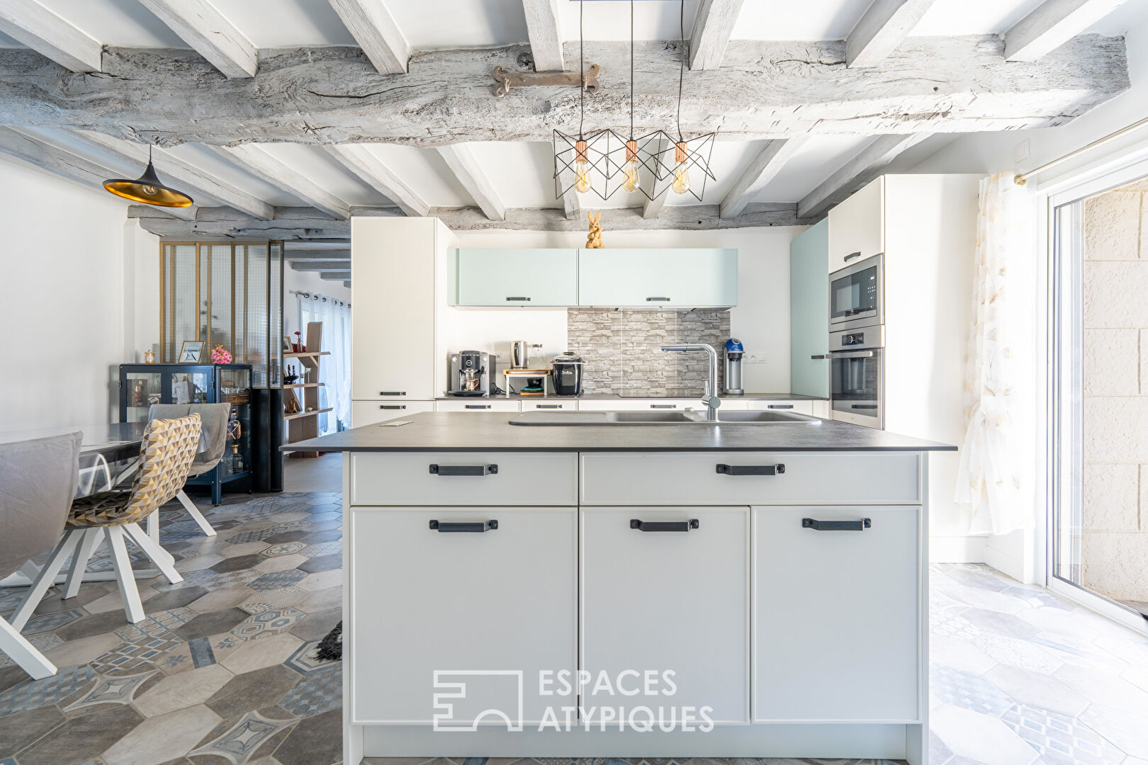 Photo Longère rénovée avec piscine dans un cadre naturel d'exception image 4/6