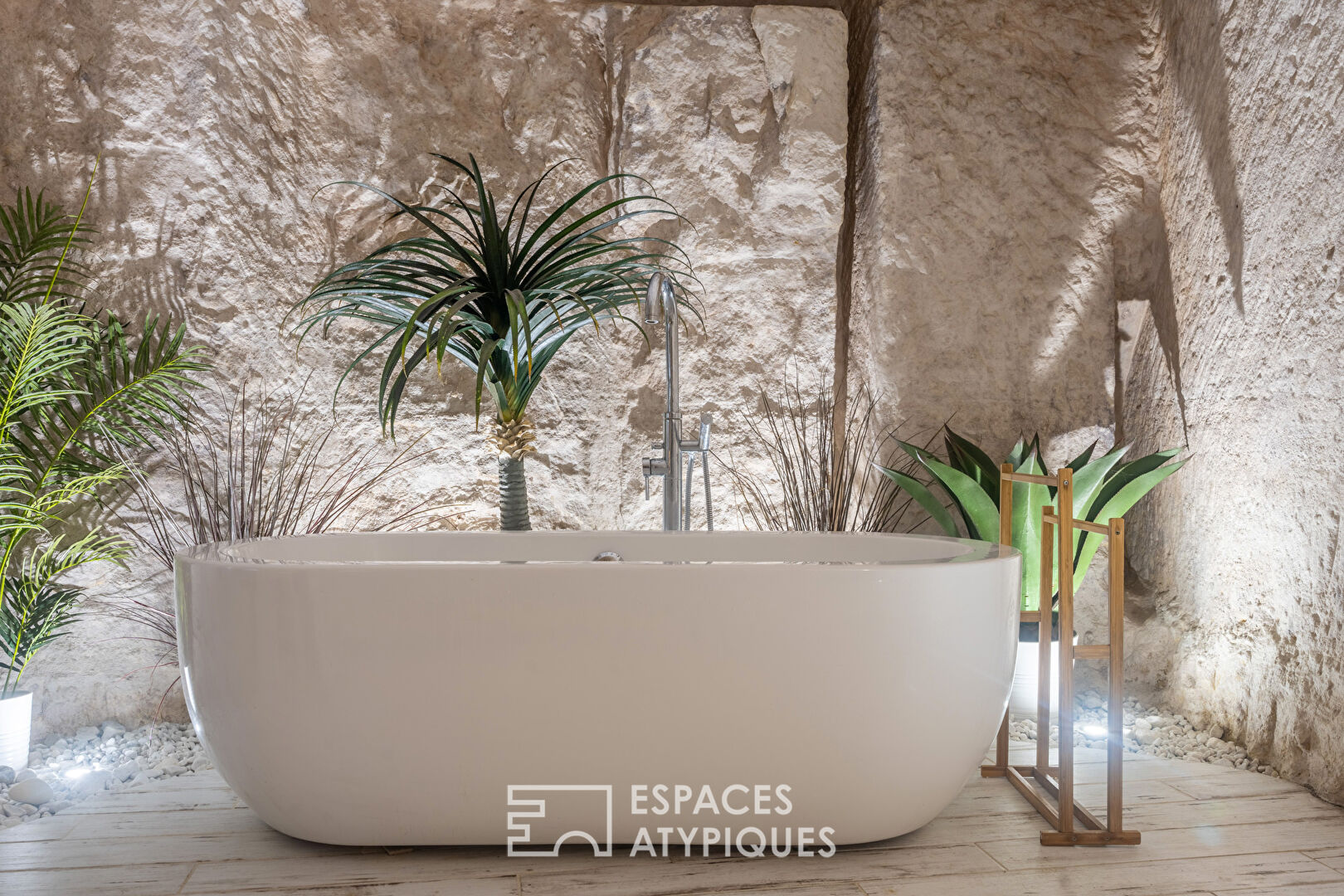 Photo Maison semi-troglodyte entre vignes et Loire image 5/6