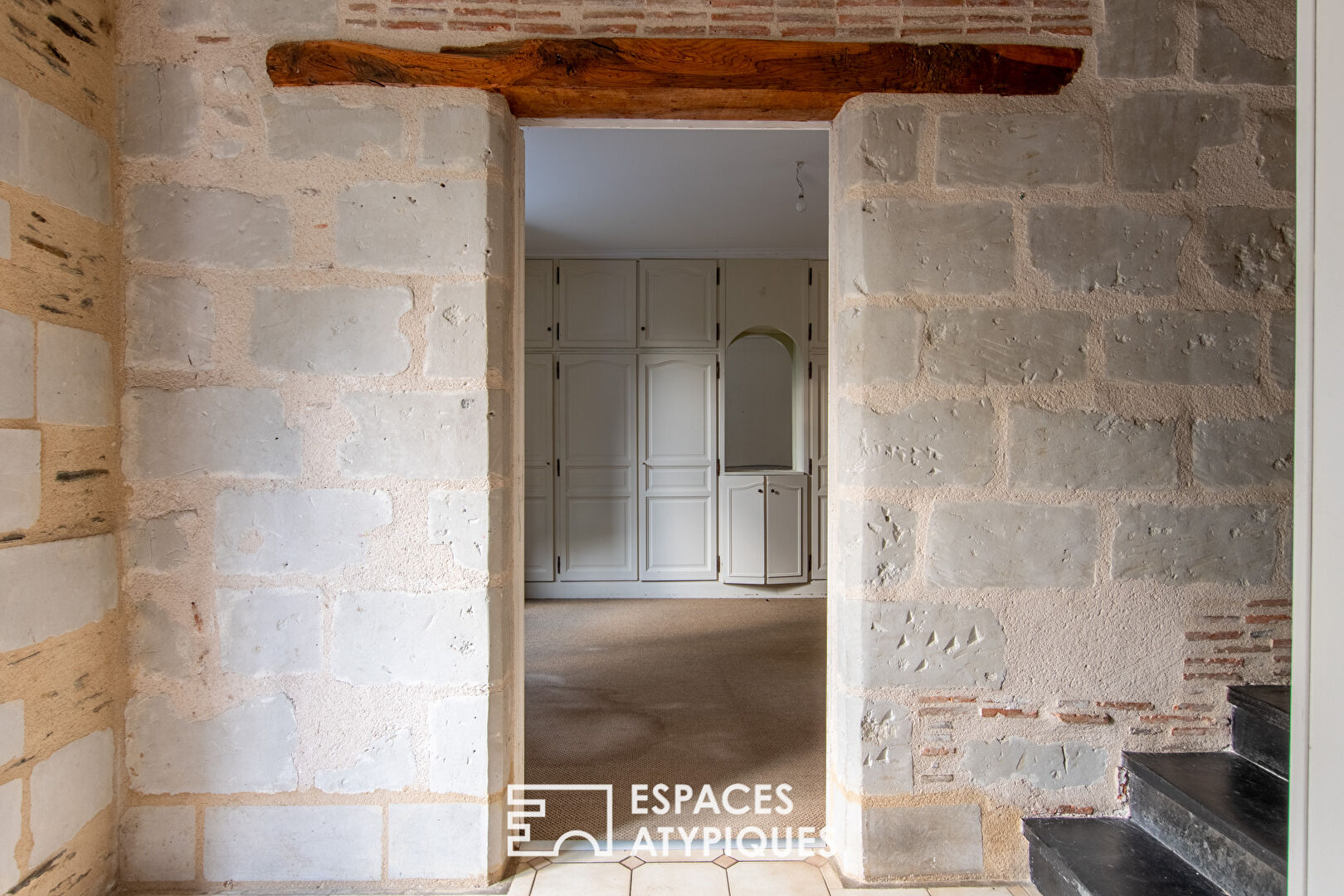 Photo Maison de bourg au coeur d'un village pittoresque image 3/6