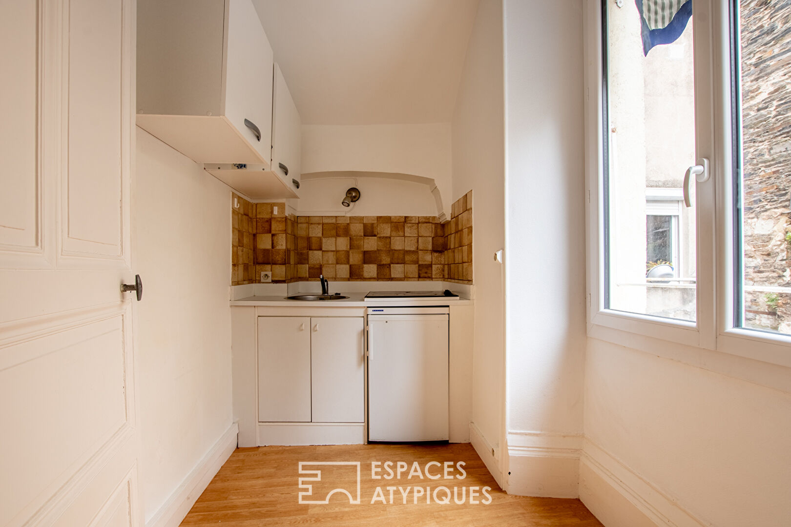 Photo Bel appartement lumineux dans un immeuble de caractère. image 4/6