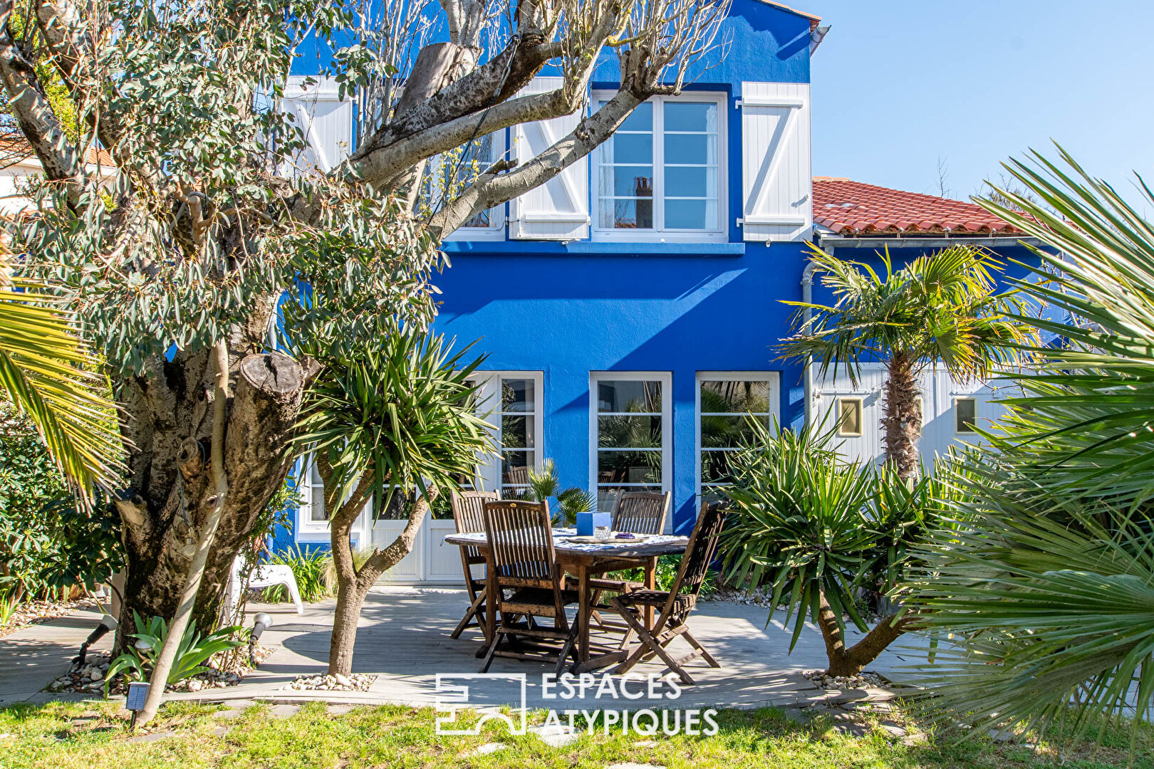 Photo Maison de charme à deux pas de la plage image 1/6