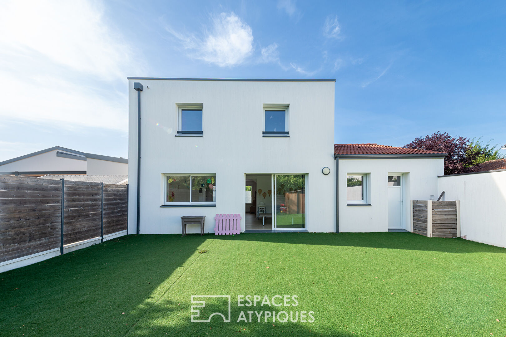 Photo Maison lumineuse et fonctionnelle image 1/6