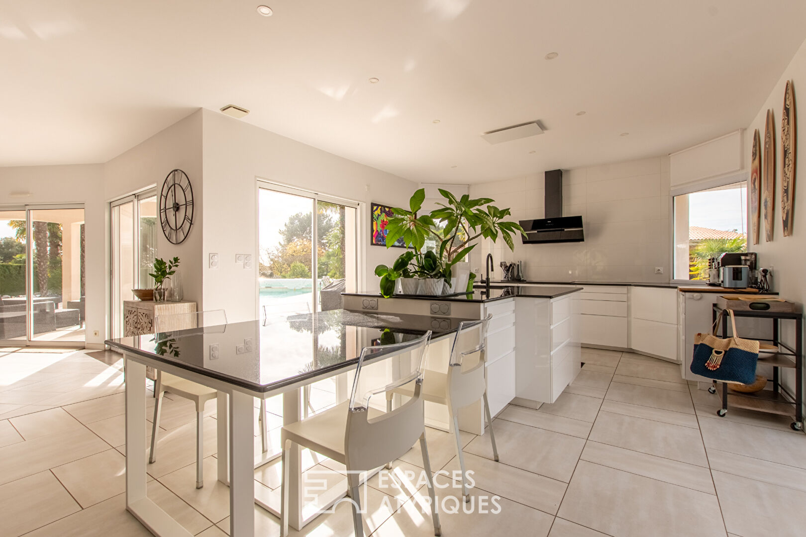 Photo Belle villa méditerranéenne et sa maison d'amis image 3/6