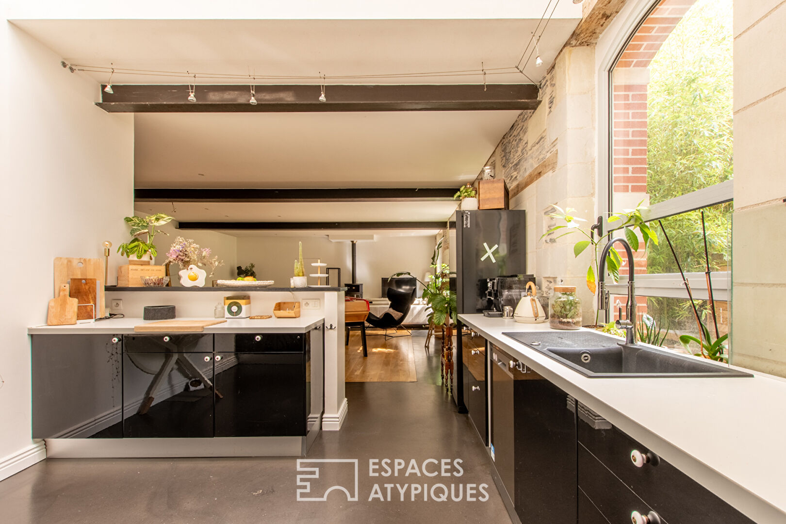 Photo Loft Triplex avec Jardin et Stationnement image 5/6