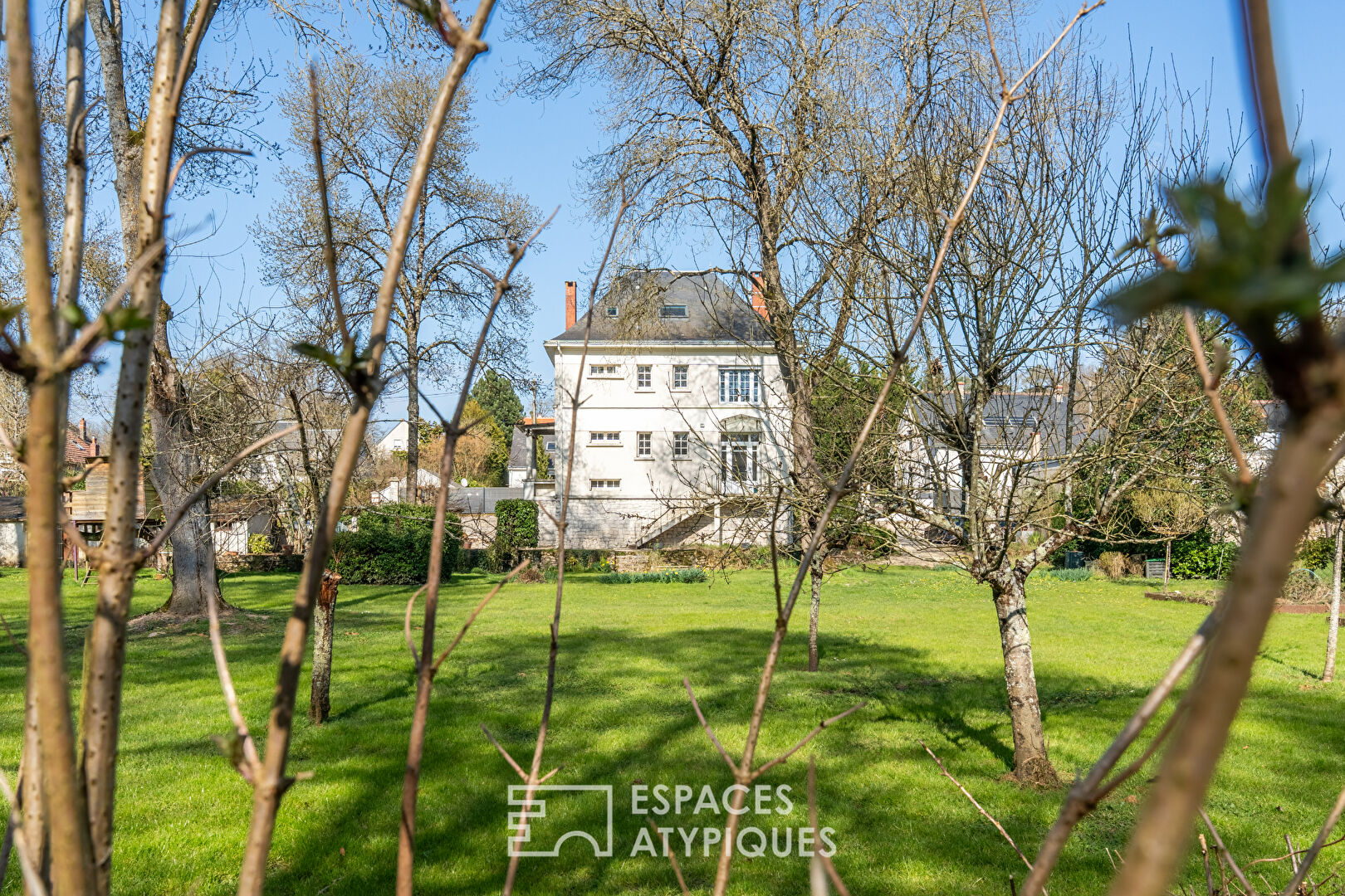 Maison de maître et son parc à Veigné