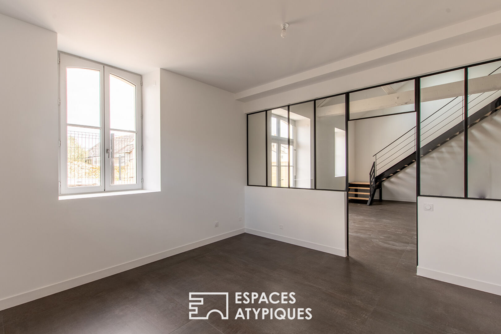 Photo Un ancien chai réhabilité en loft XXL image 4/6