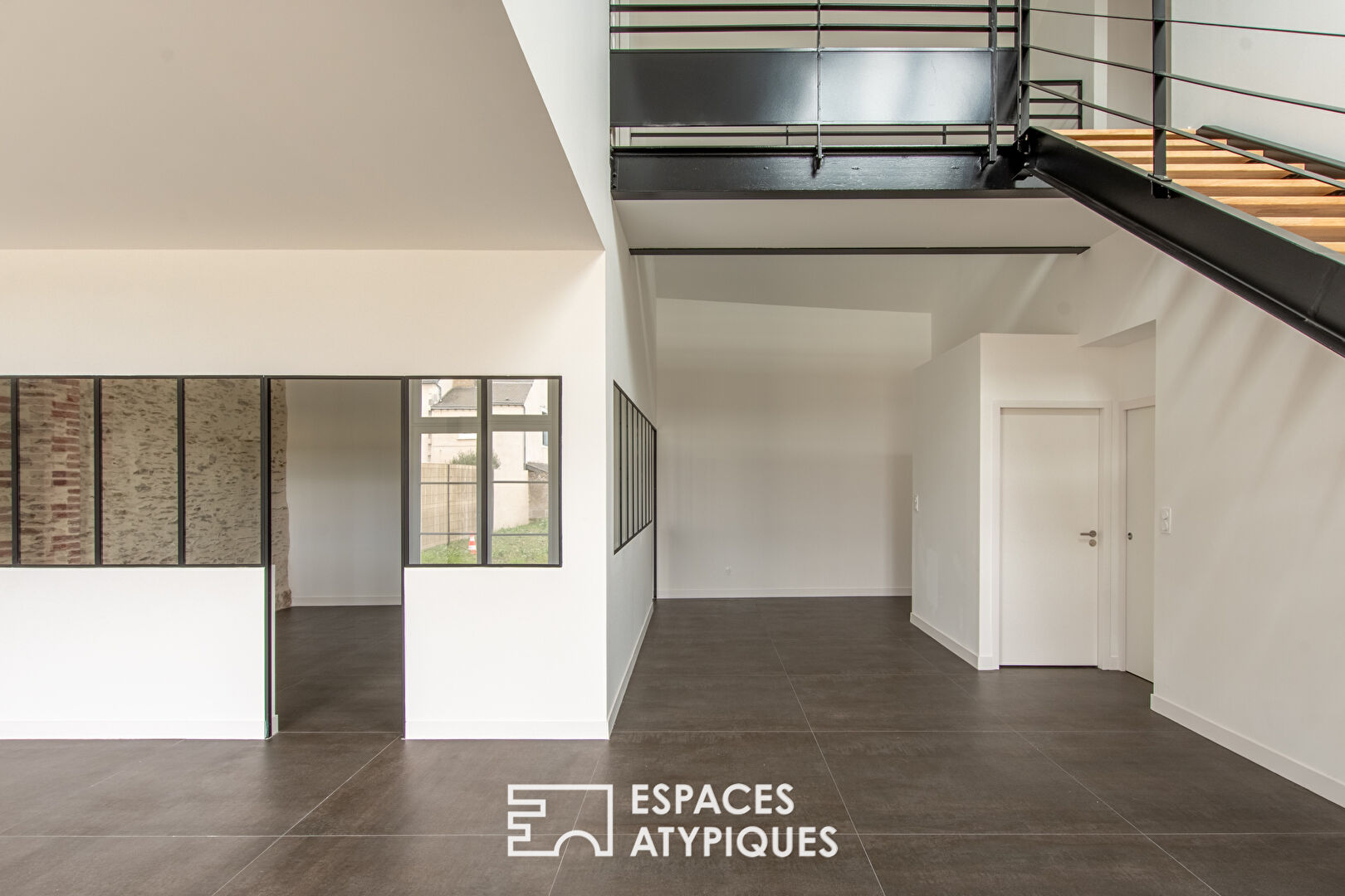 Photo Unique Loft bucolique dans un ancien chai de caractère image 1/6