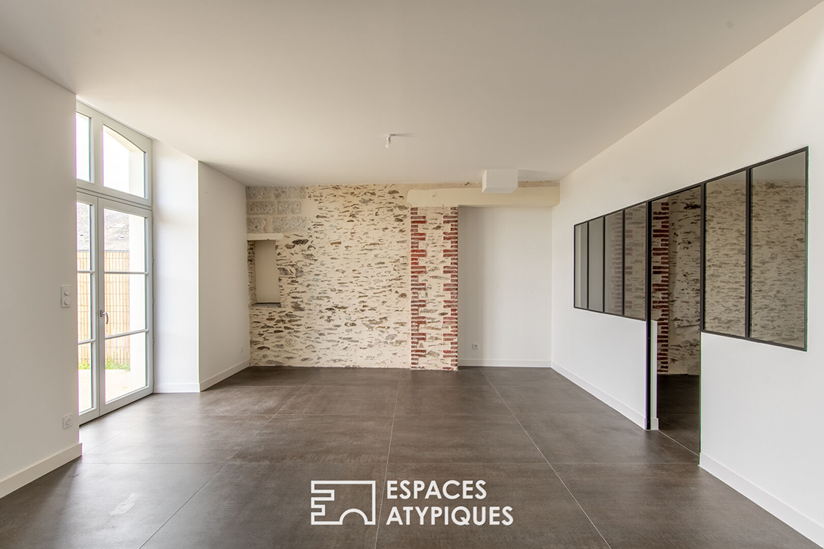 Photo Unique Loft bucolique dans un ancien chai de caractère image 3/6