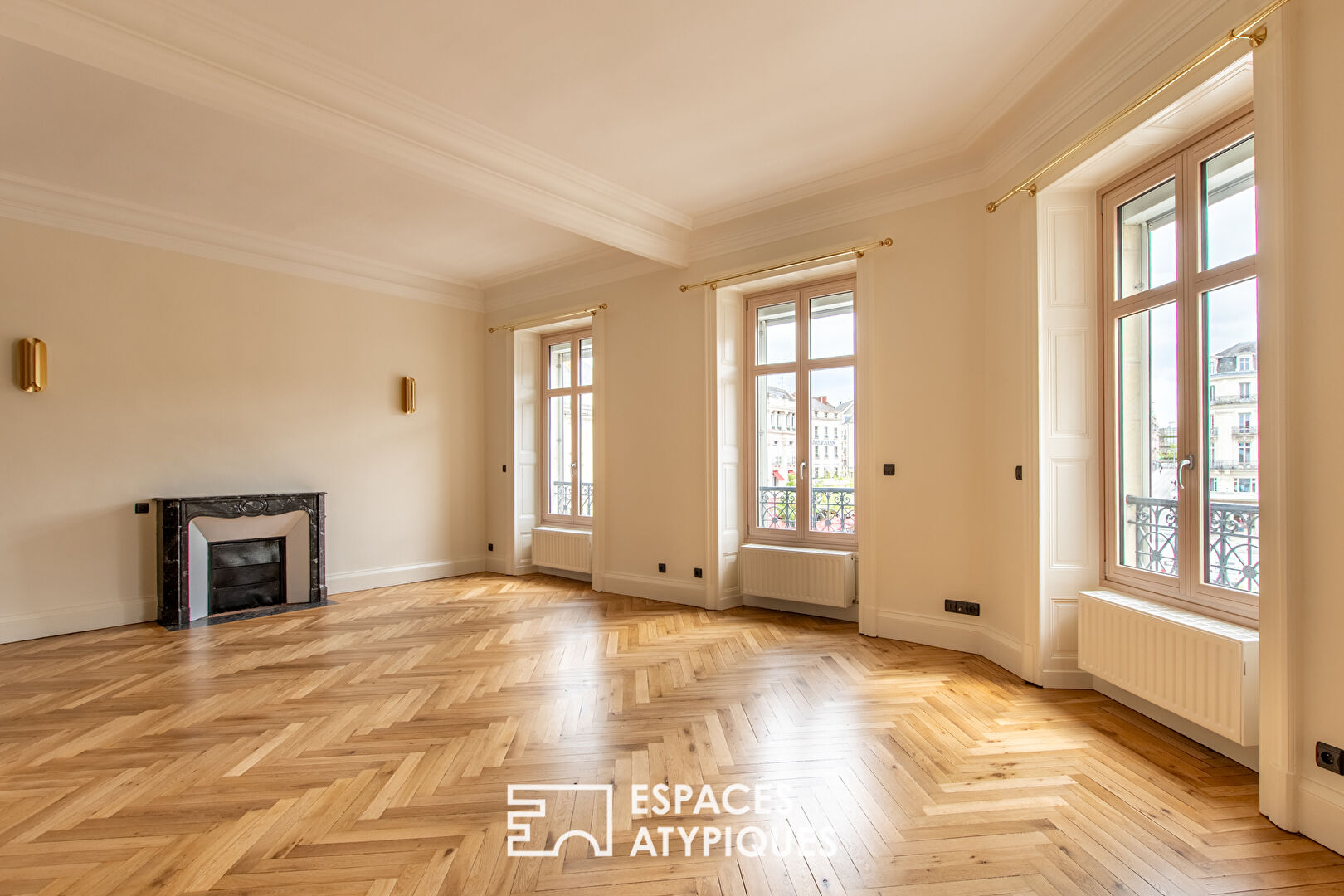 Photo Appartement avec vue imprenable sur la Place du Ralliement image 2/6