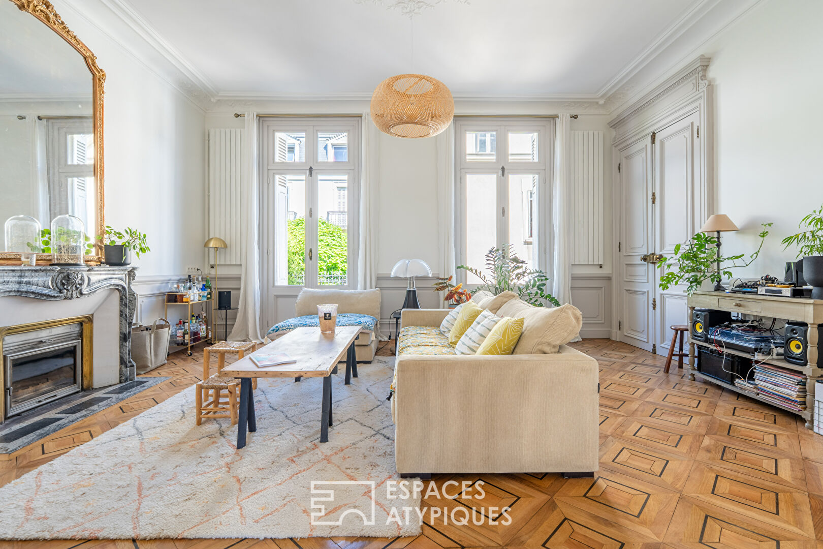 Photo Elégant hôtel particulier bourgeois en hyper centre image 3/6