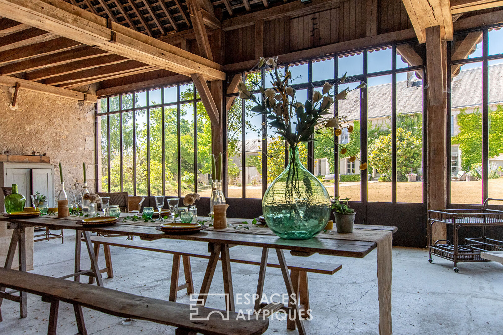 Ancienne ferme d'exception du XIXe siècle et son orangerie