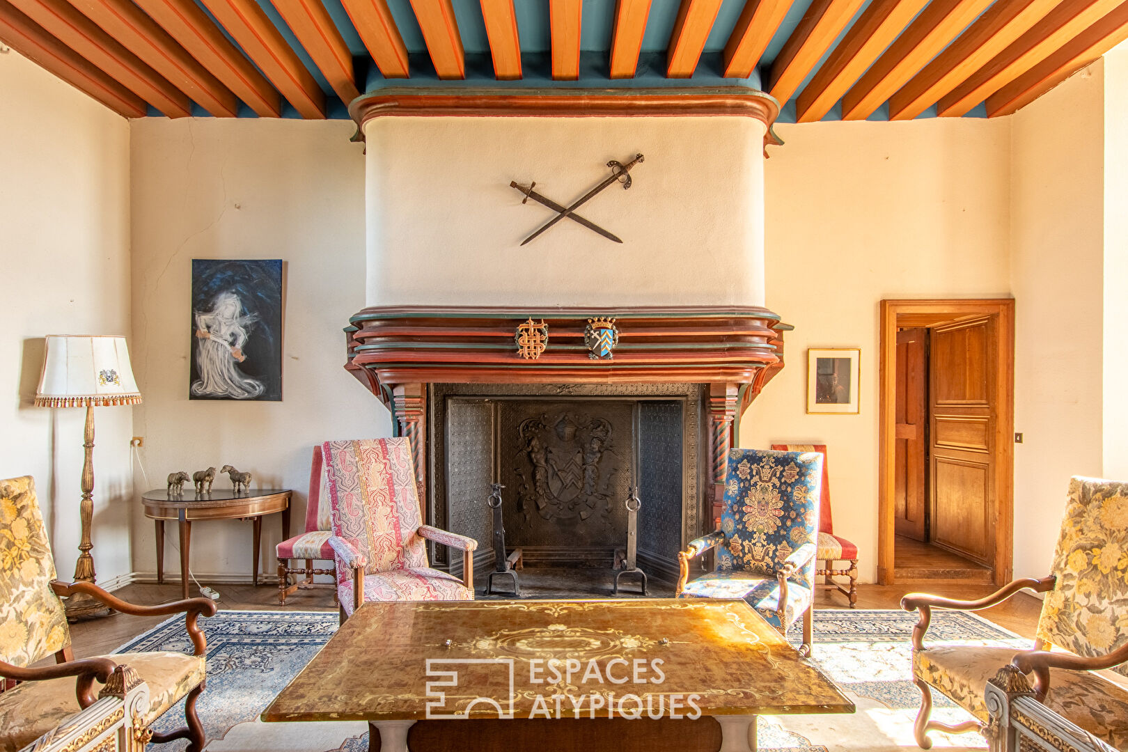 Photo Château, ancienne forteresse du XIIe siècle avec dépendances et Chapelle image 4/6