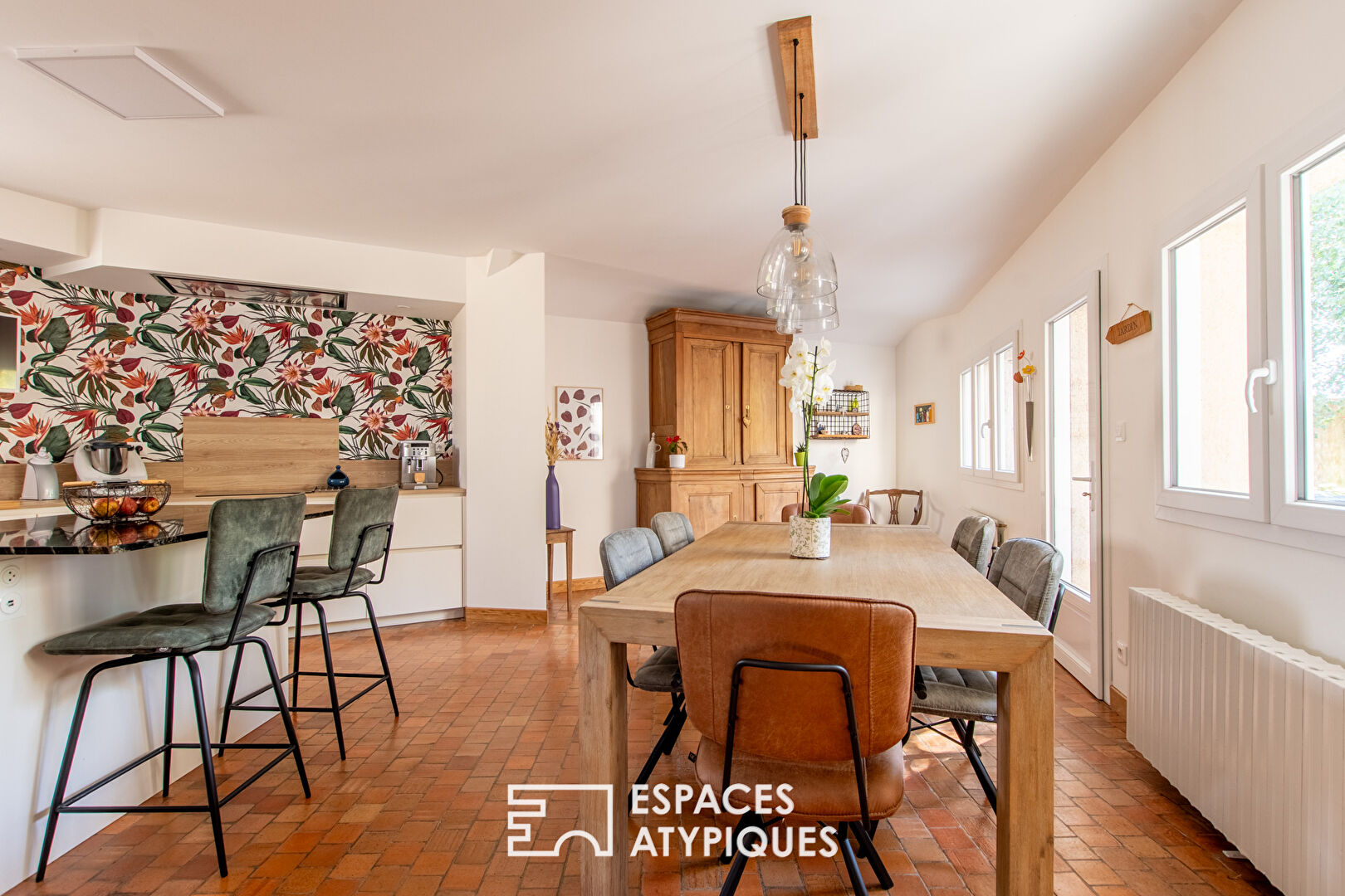 Photo Elégante demeure avec dépendances image 3/6