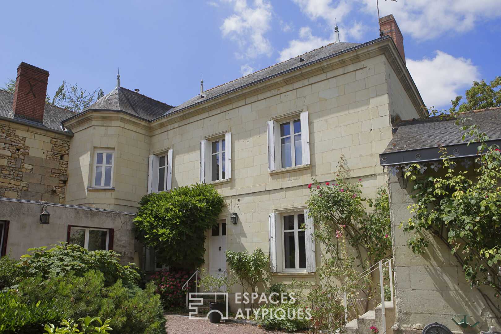 Propriété de caractère et d'histoire en coeur de ville