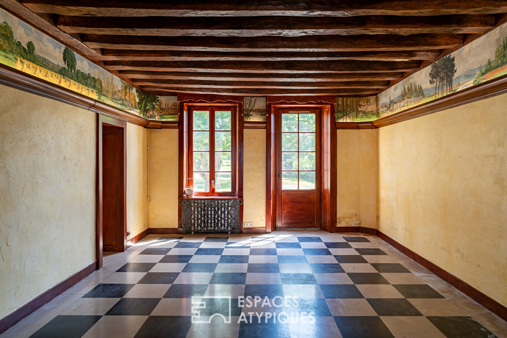 Photo Demeure bourgeoise de style néo-normand au charme affiné image 4/6