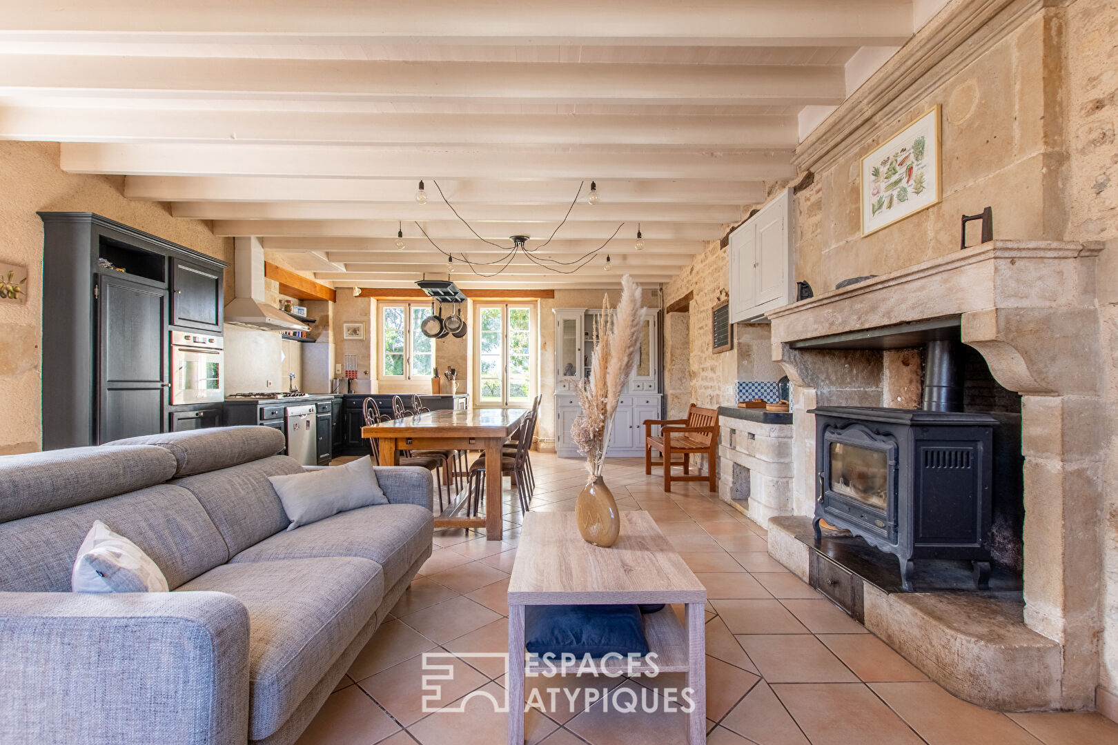 Belle maison bourgeoise en coeur de village