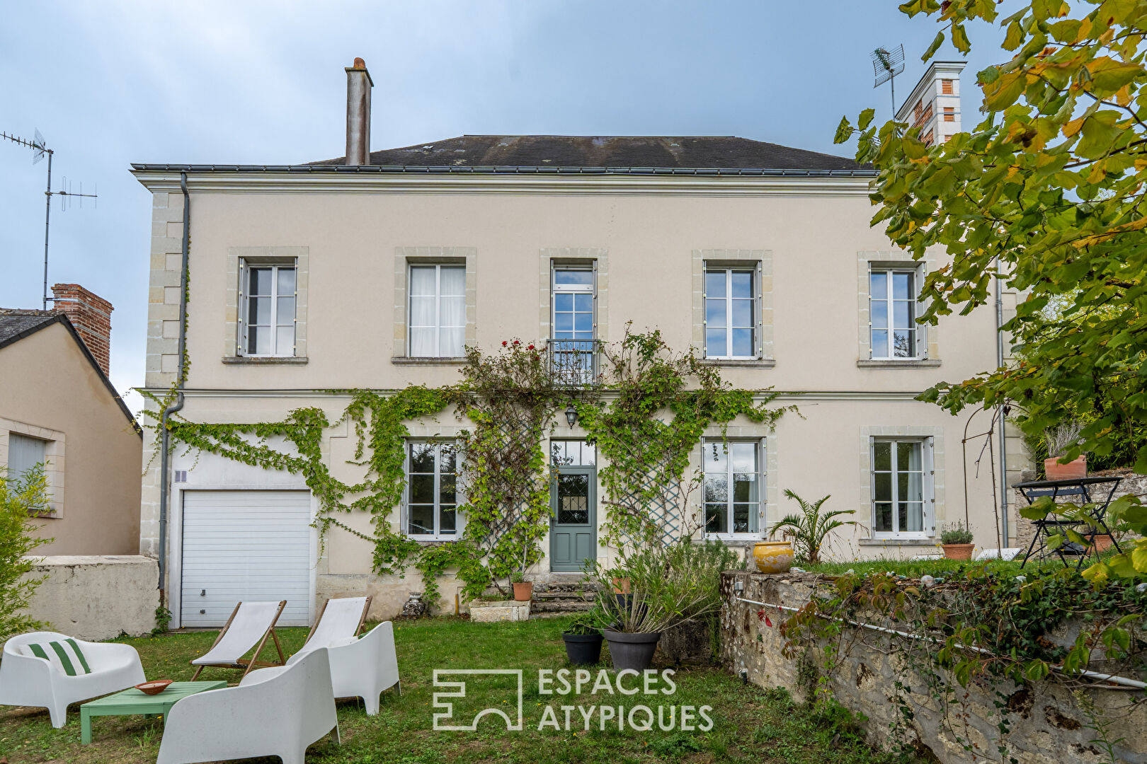 Maison familiale rénovée avec jardin