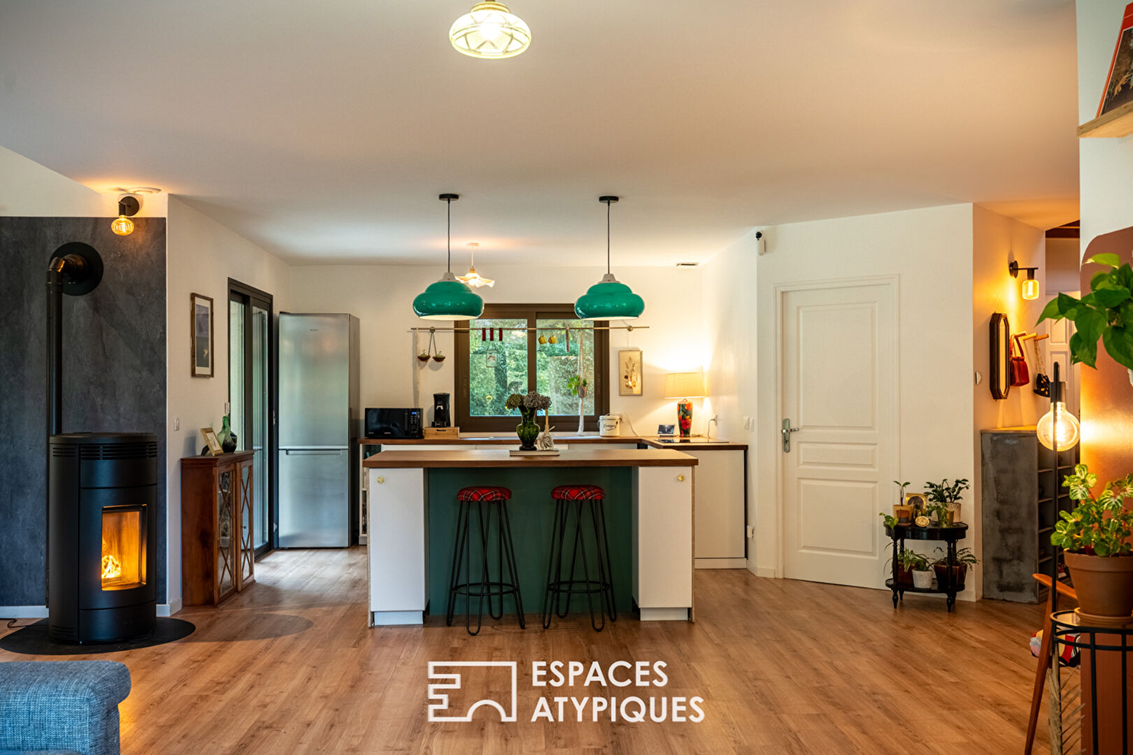 Photo Maison contemporaine et chaleureuse image 3/6