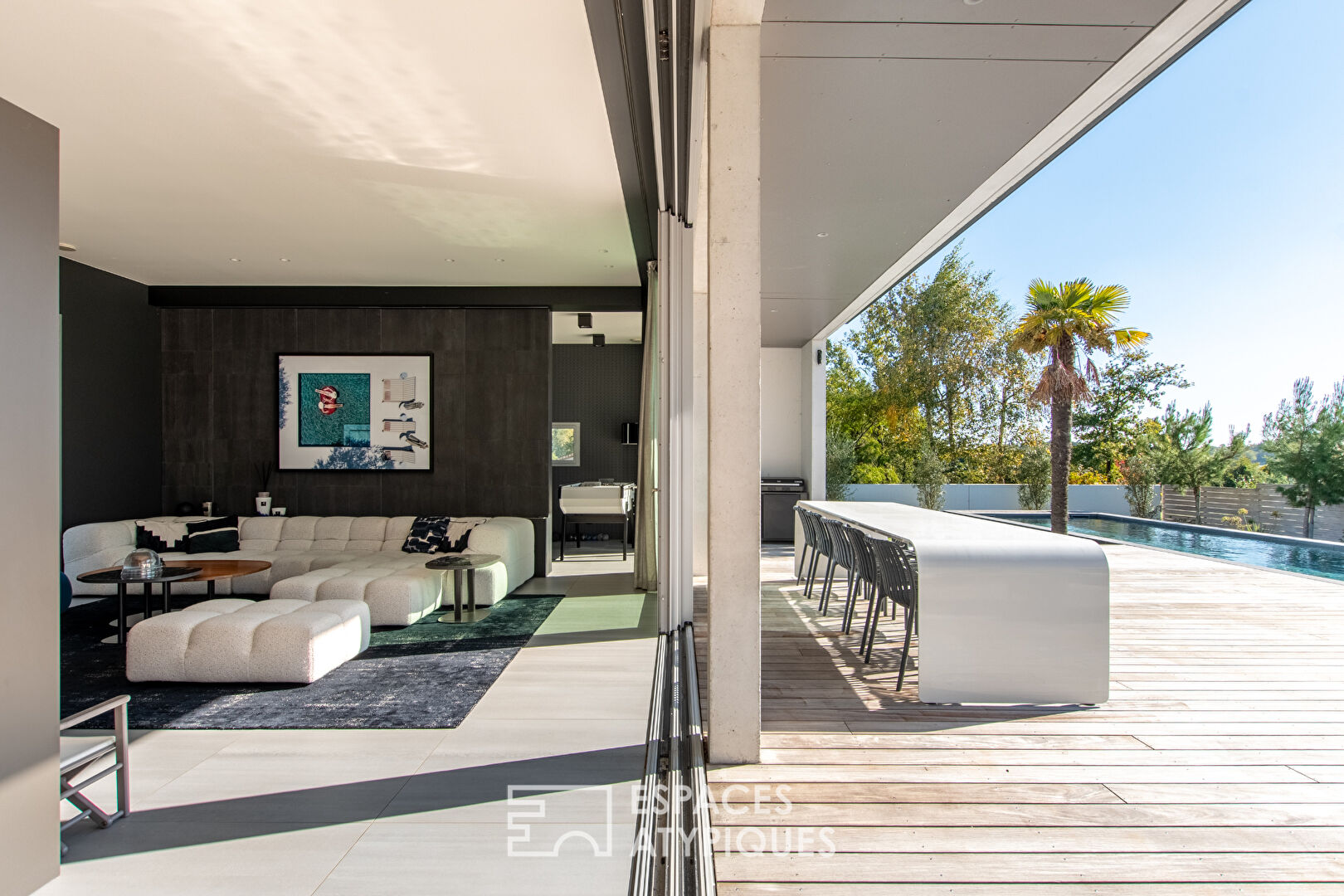 Photo Maison californienne avec piscine image 3/6