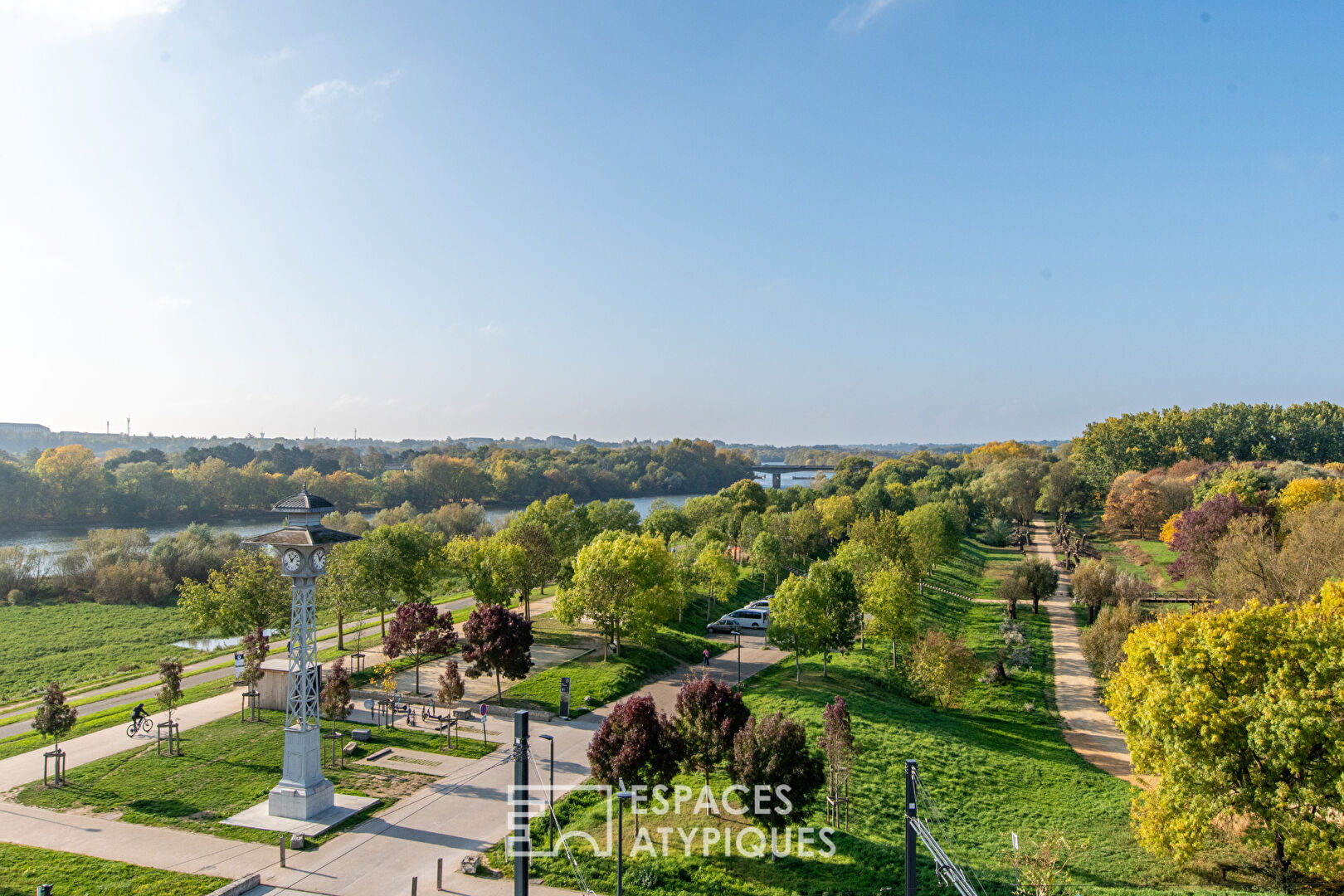 Photo Appartement lumineux avec rooftop d'exception image 3/3