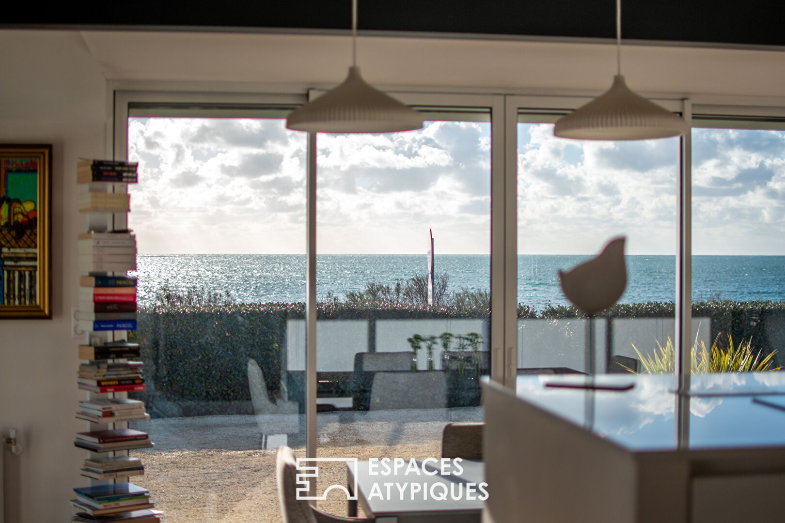 Photo Villa de plain-pied avec vue mer panoramique image 2/6