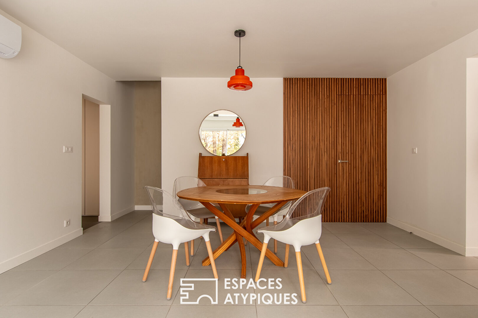 Photo Lumineuse Maison Contemporaine image 6/6