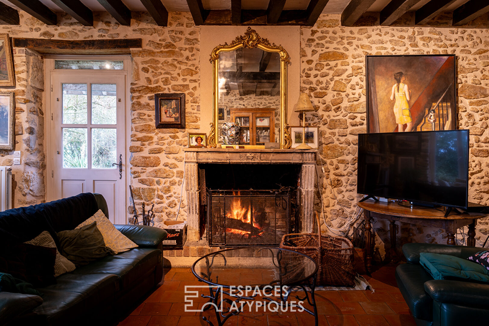 Photo Fermette authentique avec dépendances et jardin image 2/6